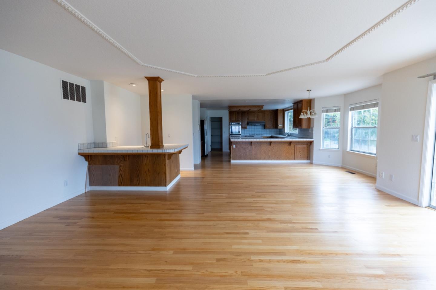 3650 Valley Ridge LN