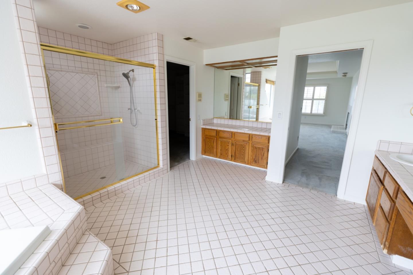 3650 Valley Ridge LN