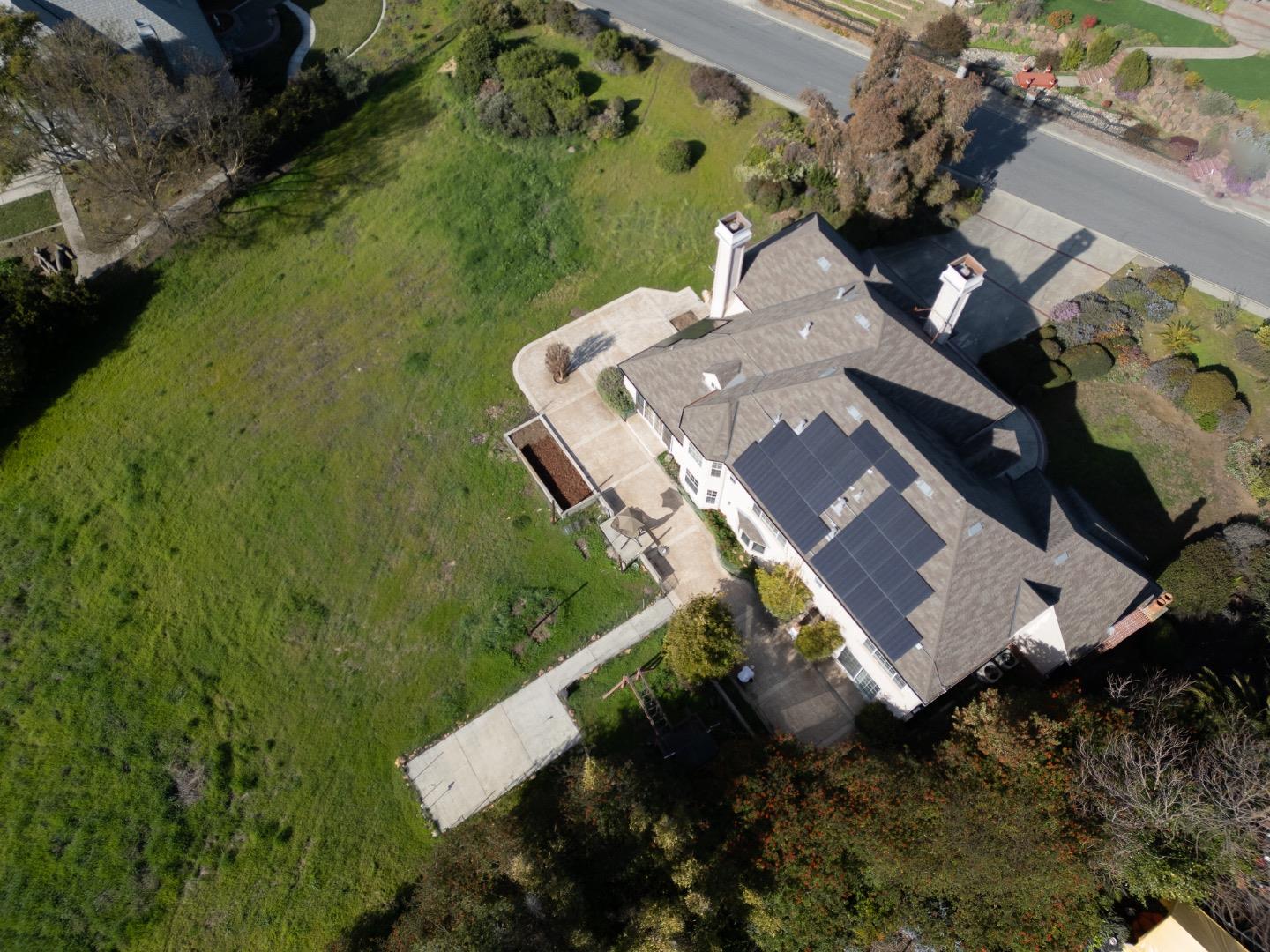 3650 Valley Ridge LN