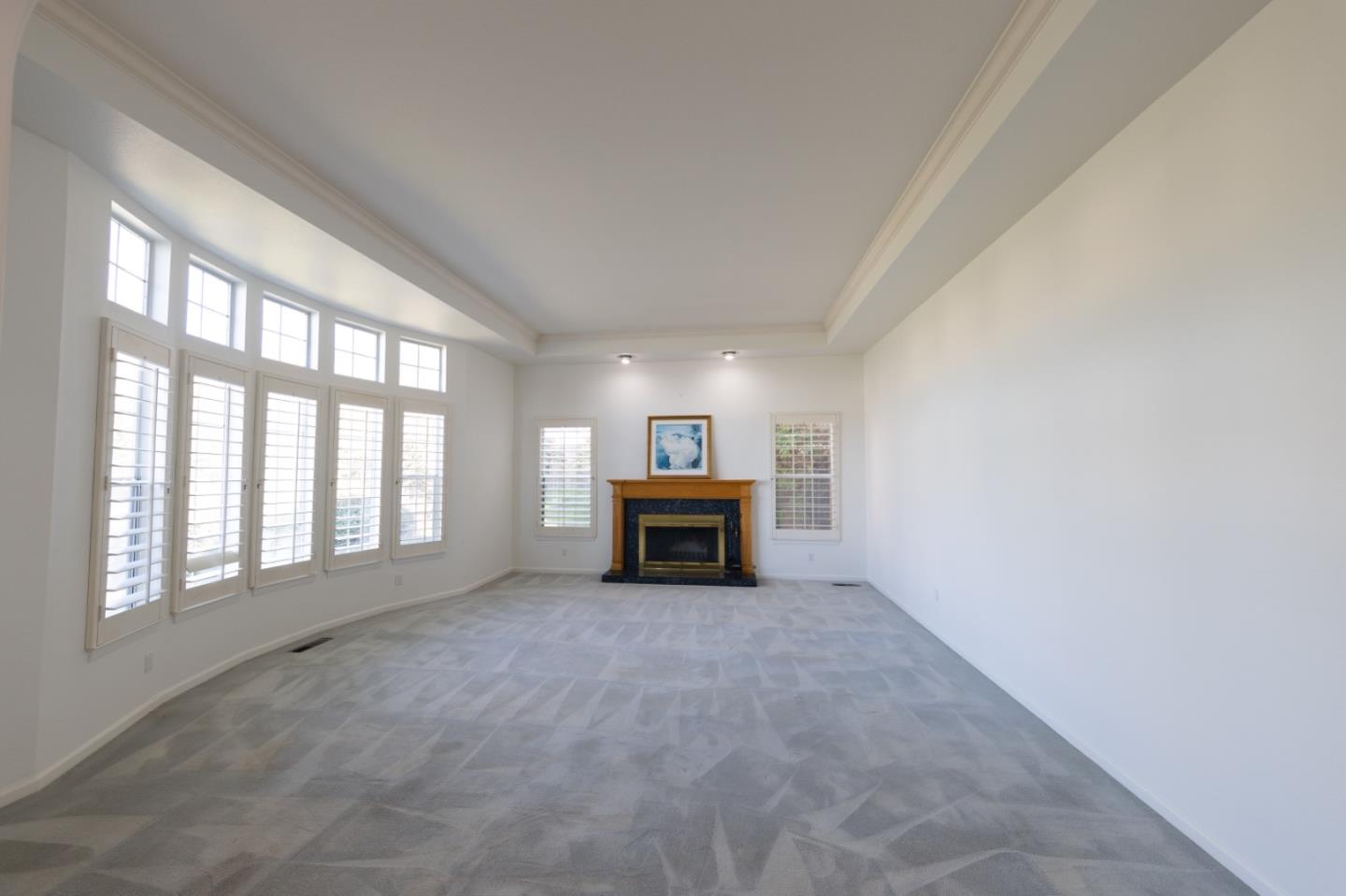 3650 Valley Ridge LN