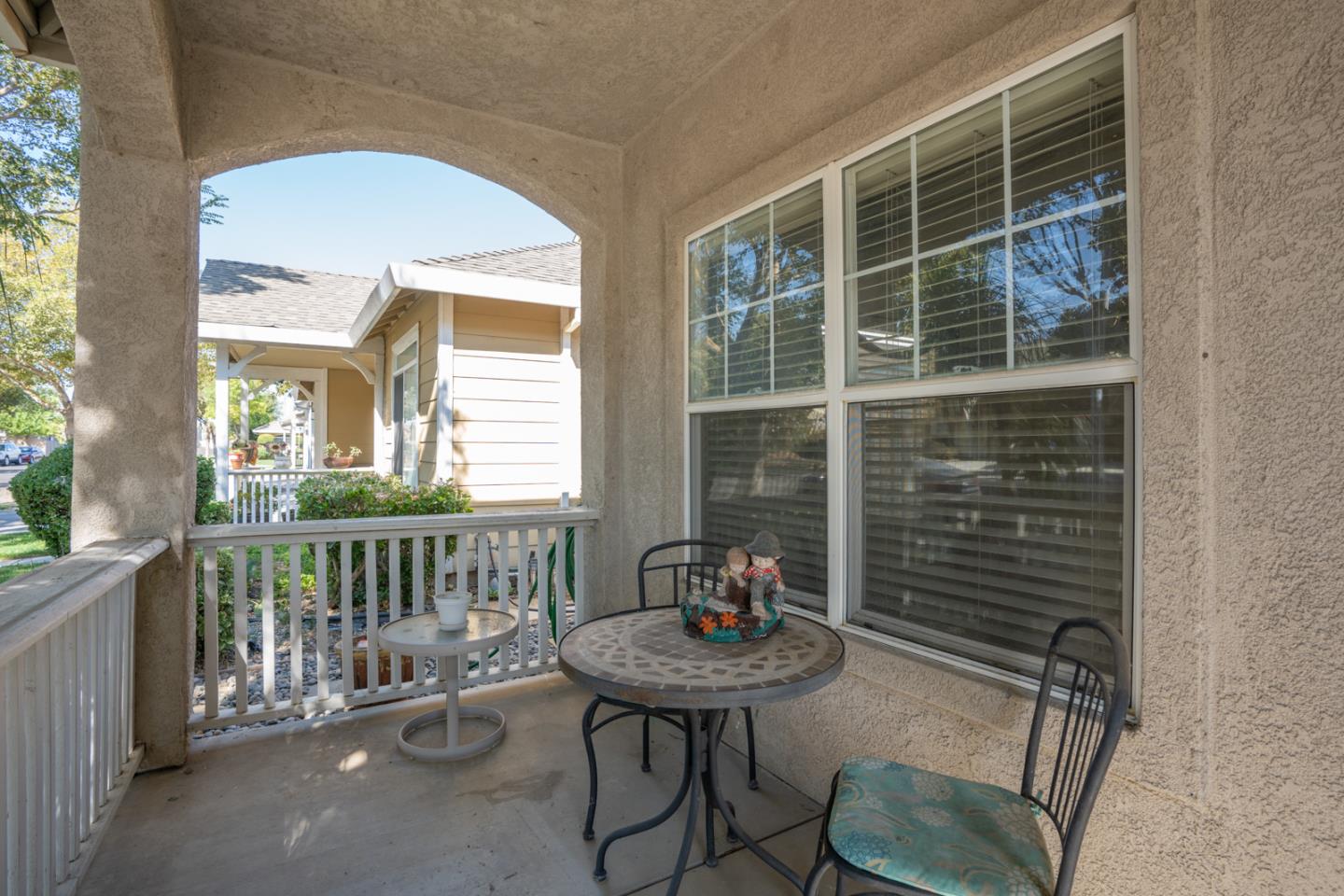 1818 De Anza WAY