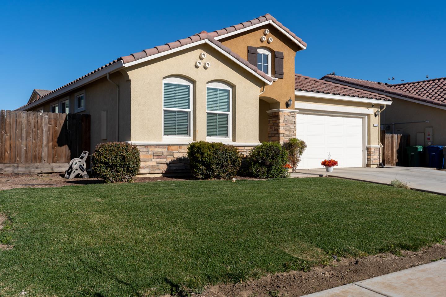 1668 Dodder DR