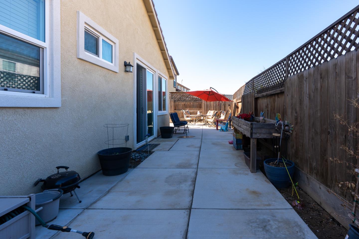 1668 Dodder DR