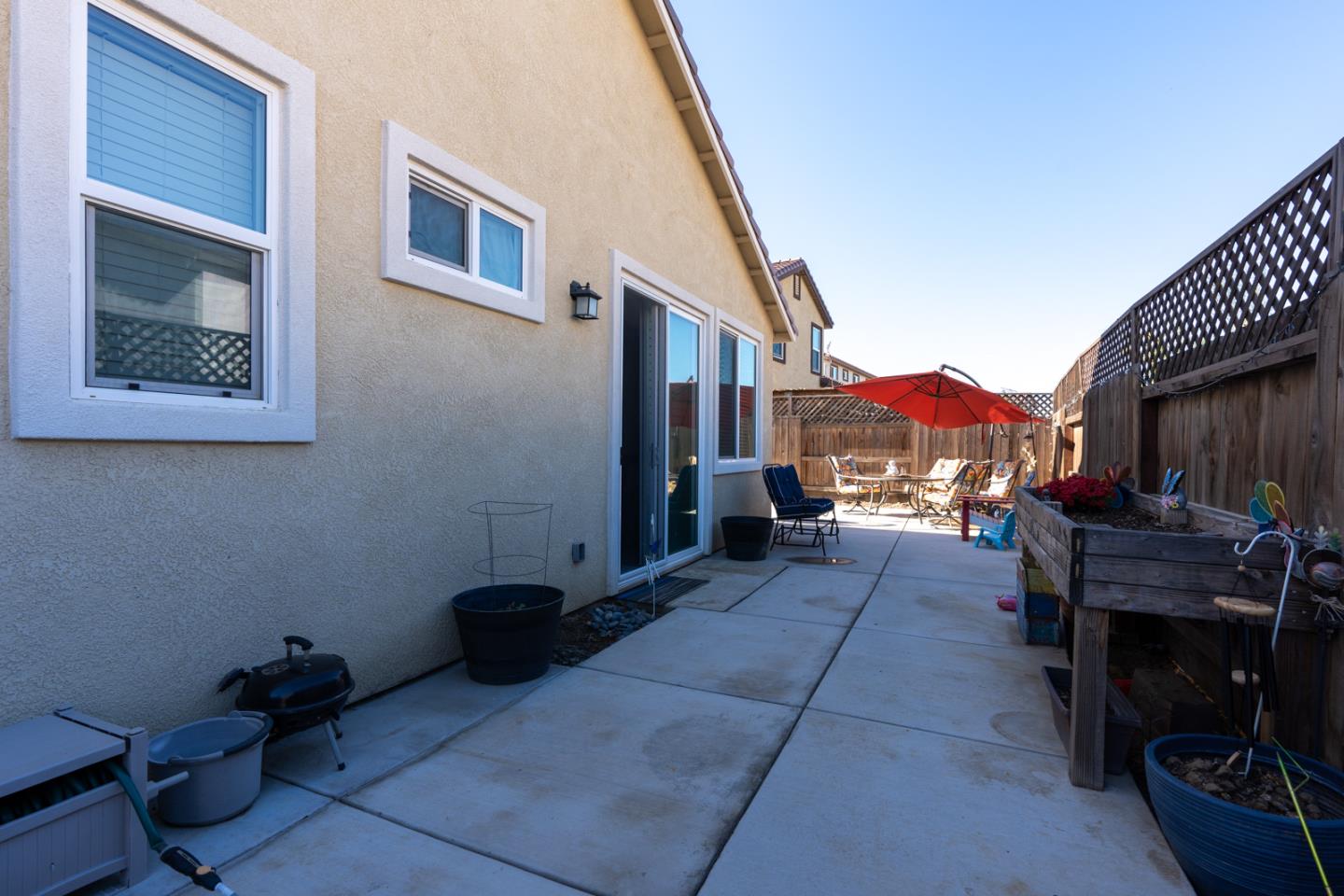1668 Dodder DR