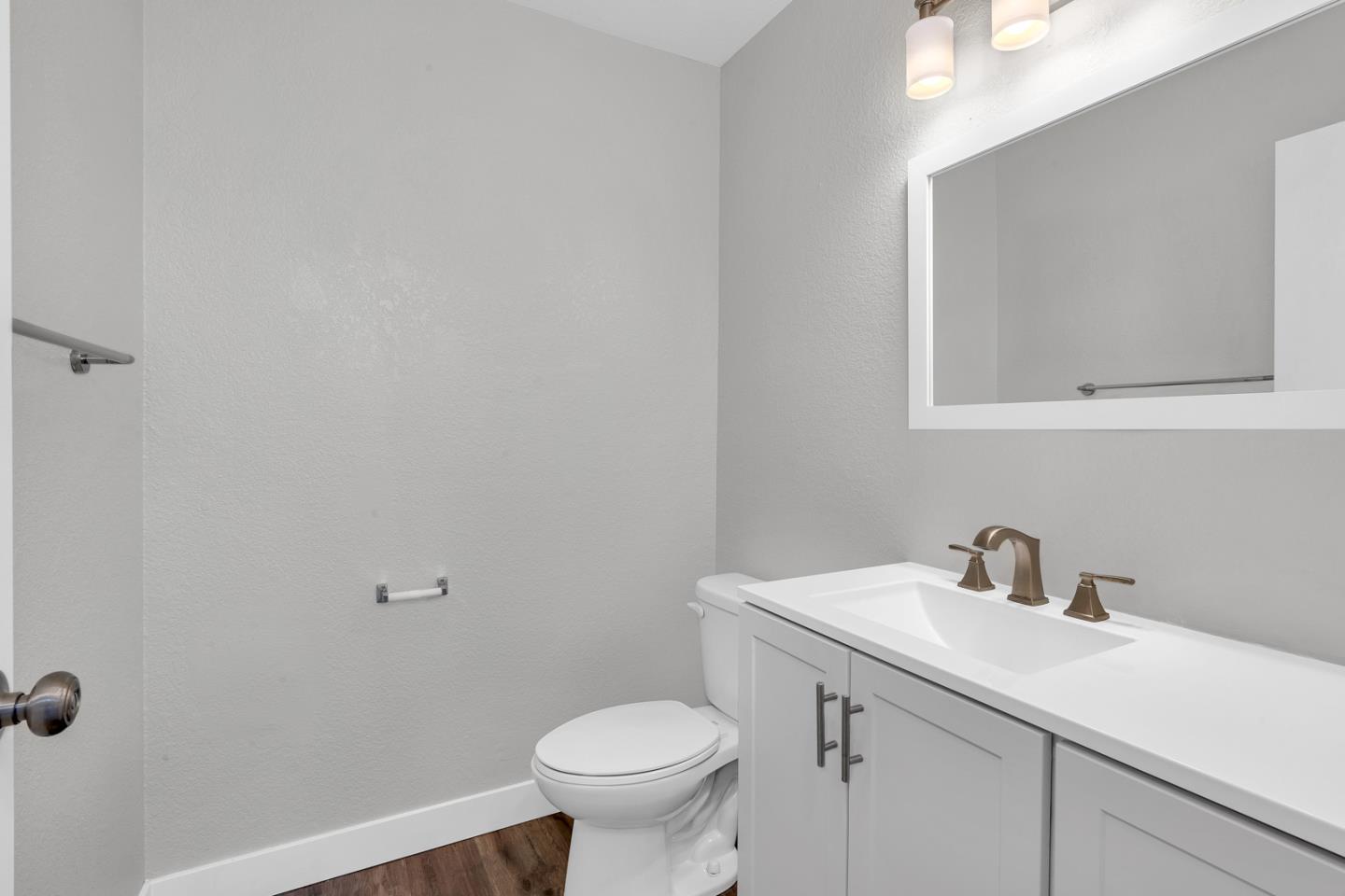 680 Santa Barbara DR