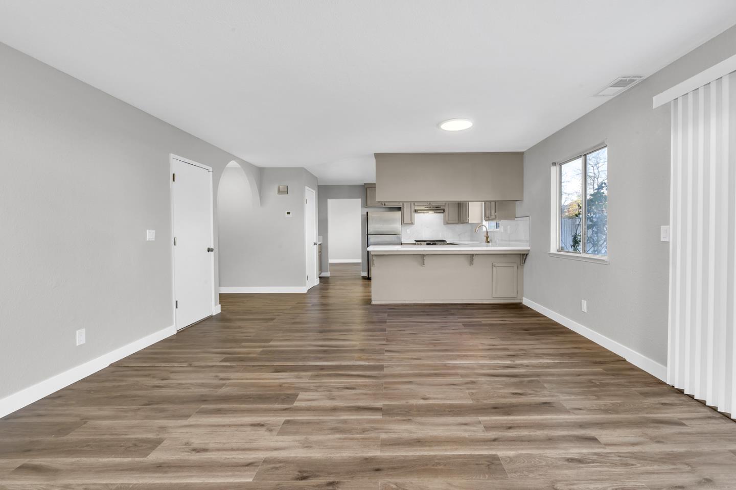 680 Santa Barbara DR