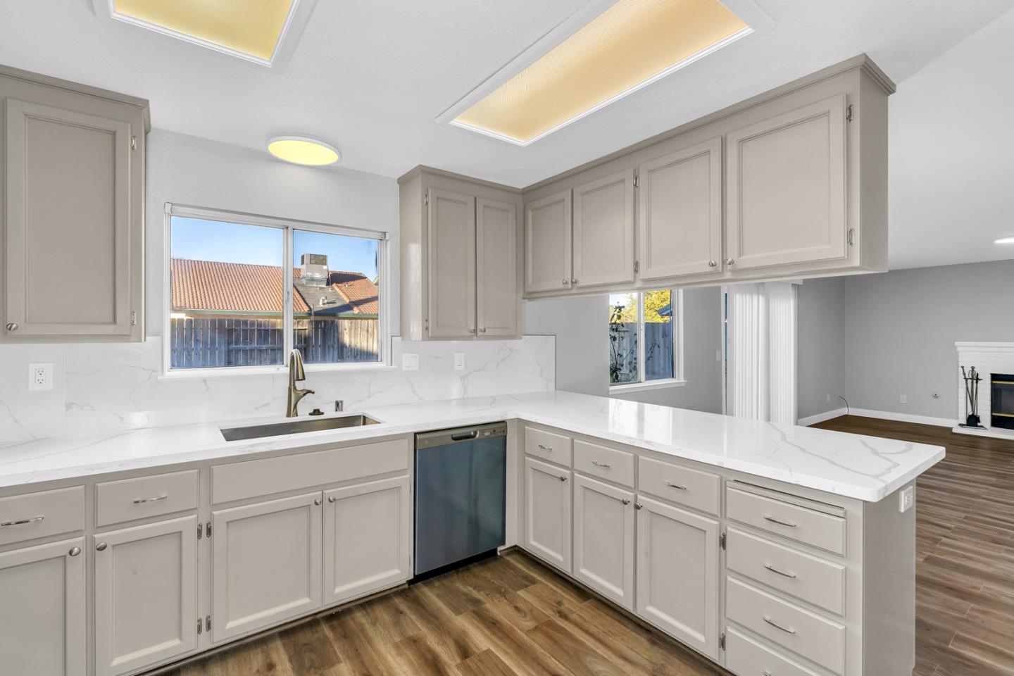 680 Santa Barbara DR