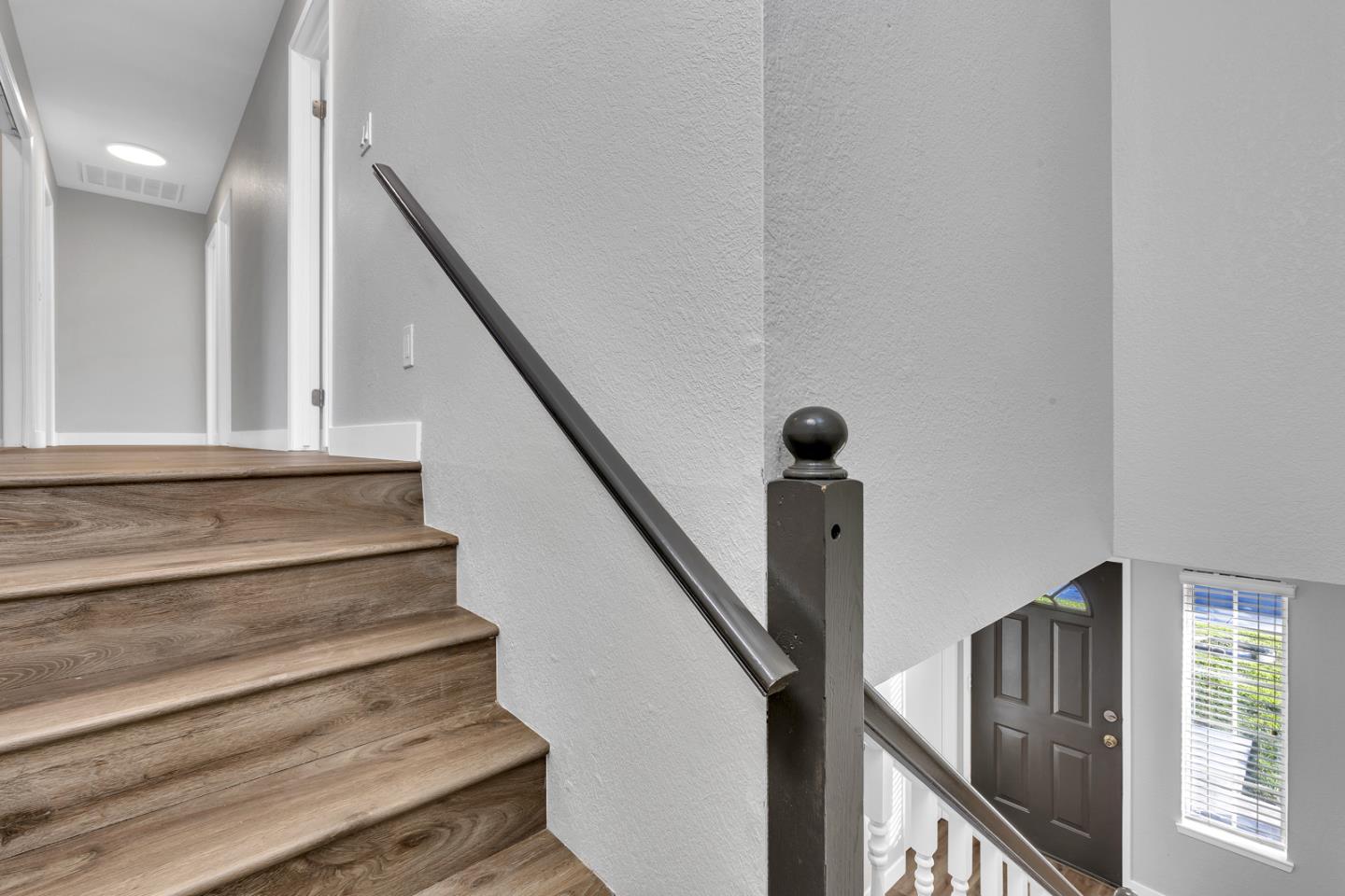 680 Santa Barbara DR