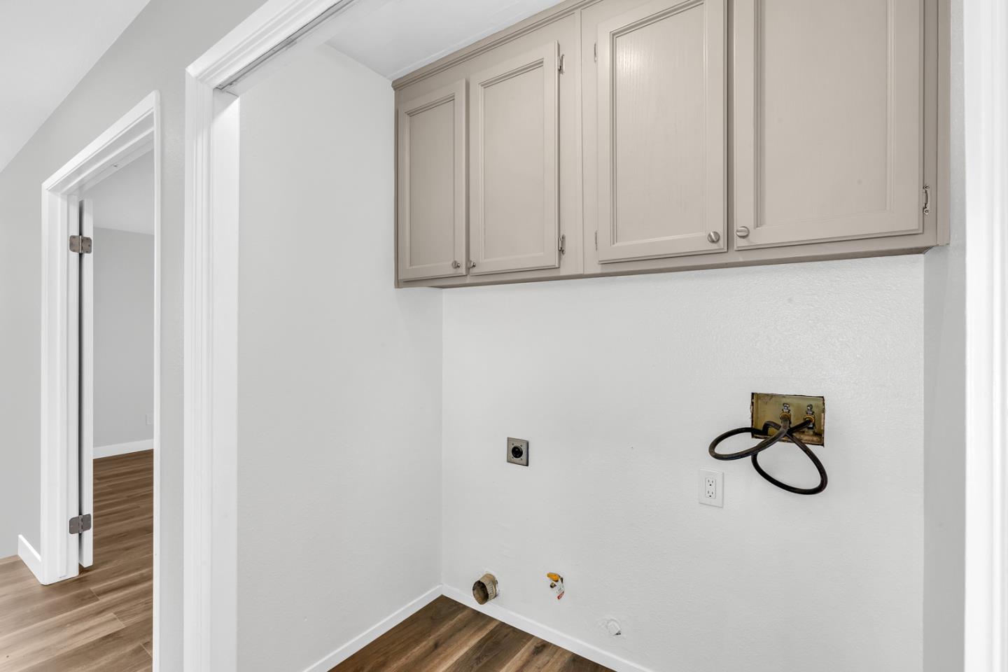 680 Santa Barbara DR