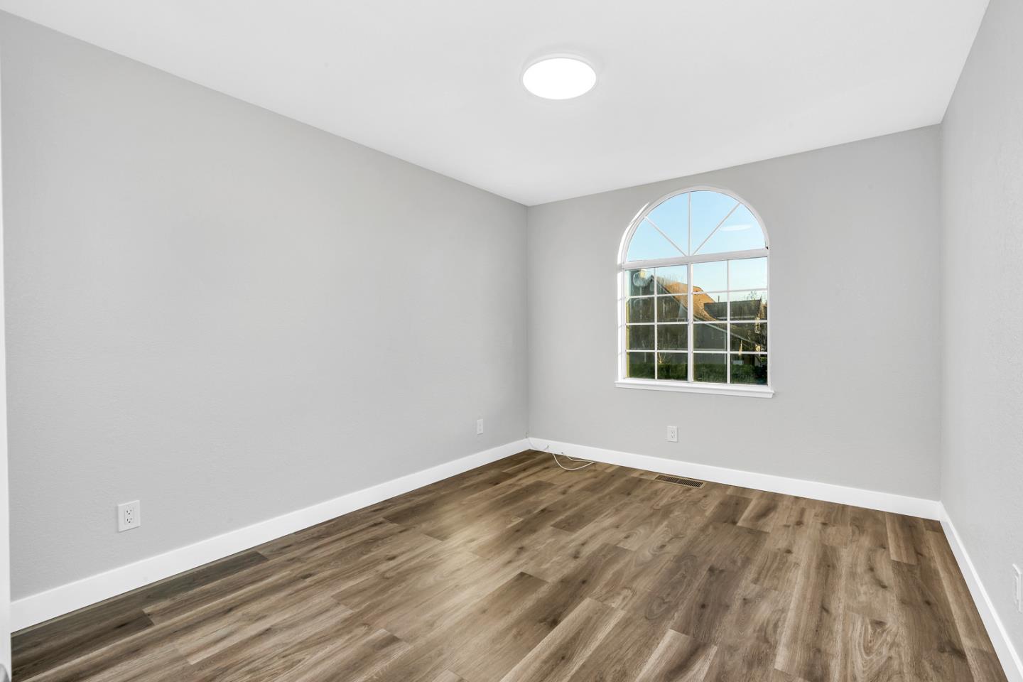 680 Santa Barbara DR
