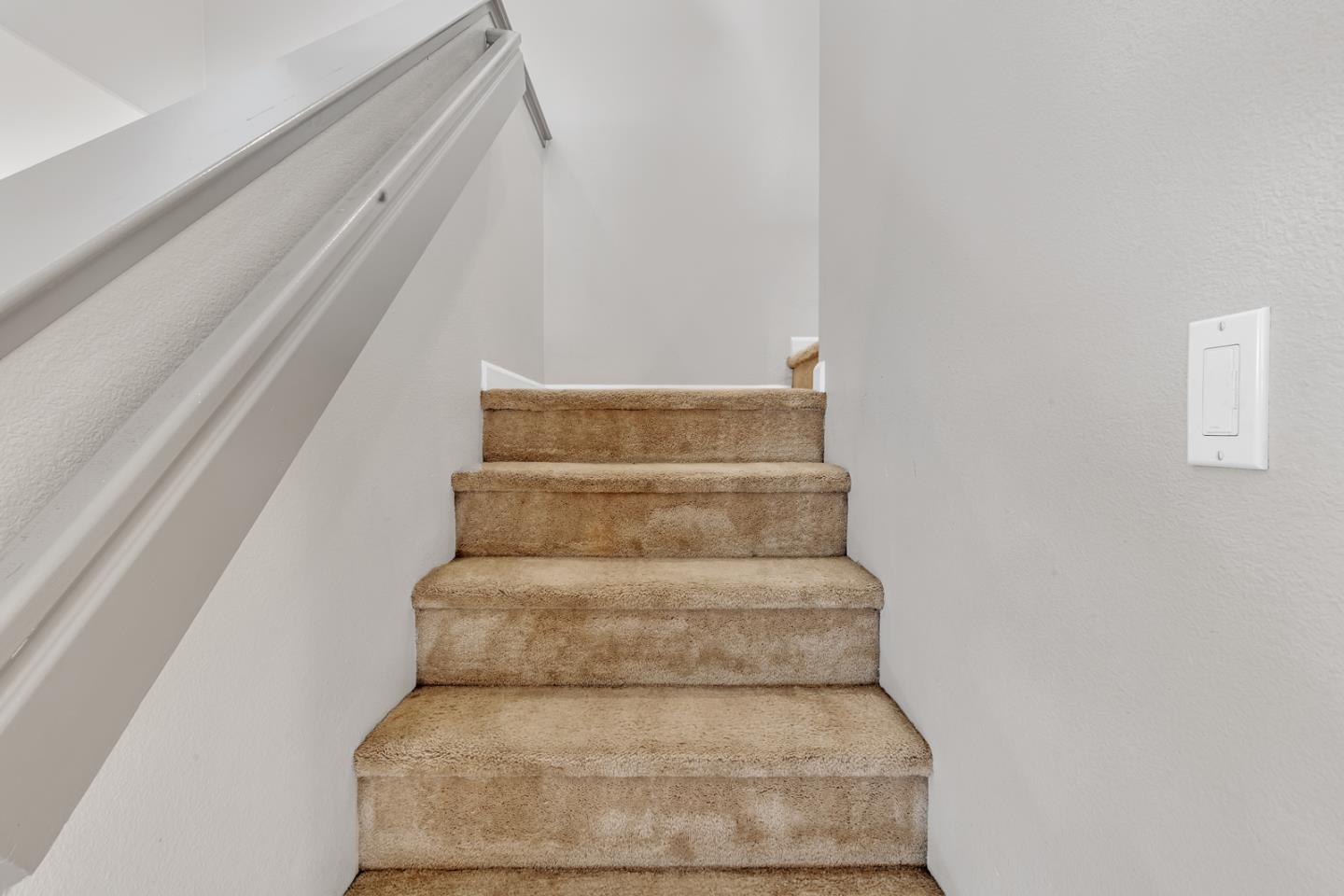 2357 N Rock Creek DR