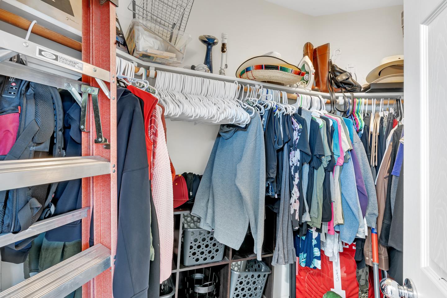 2357 N Rock Creek DR