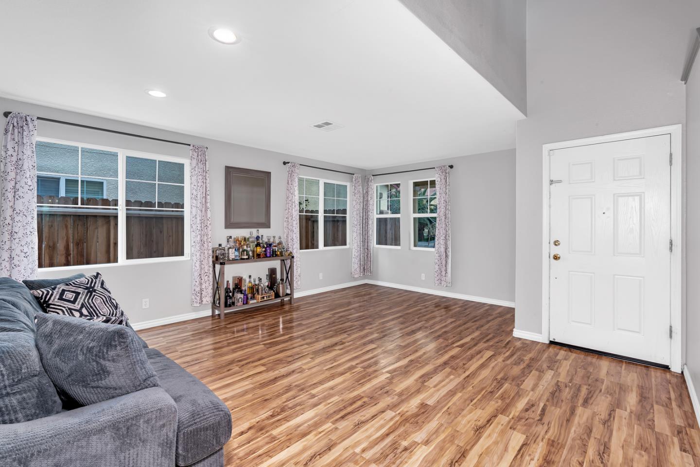 2357 N Rock Creek DR