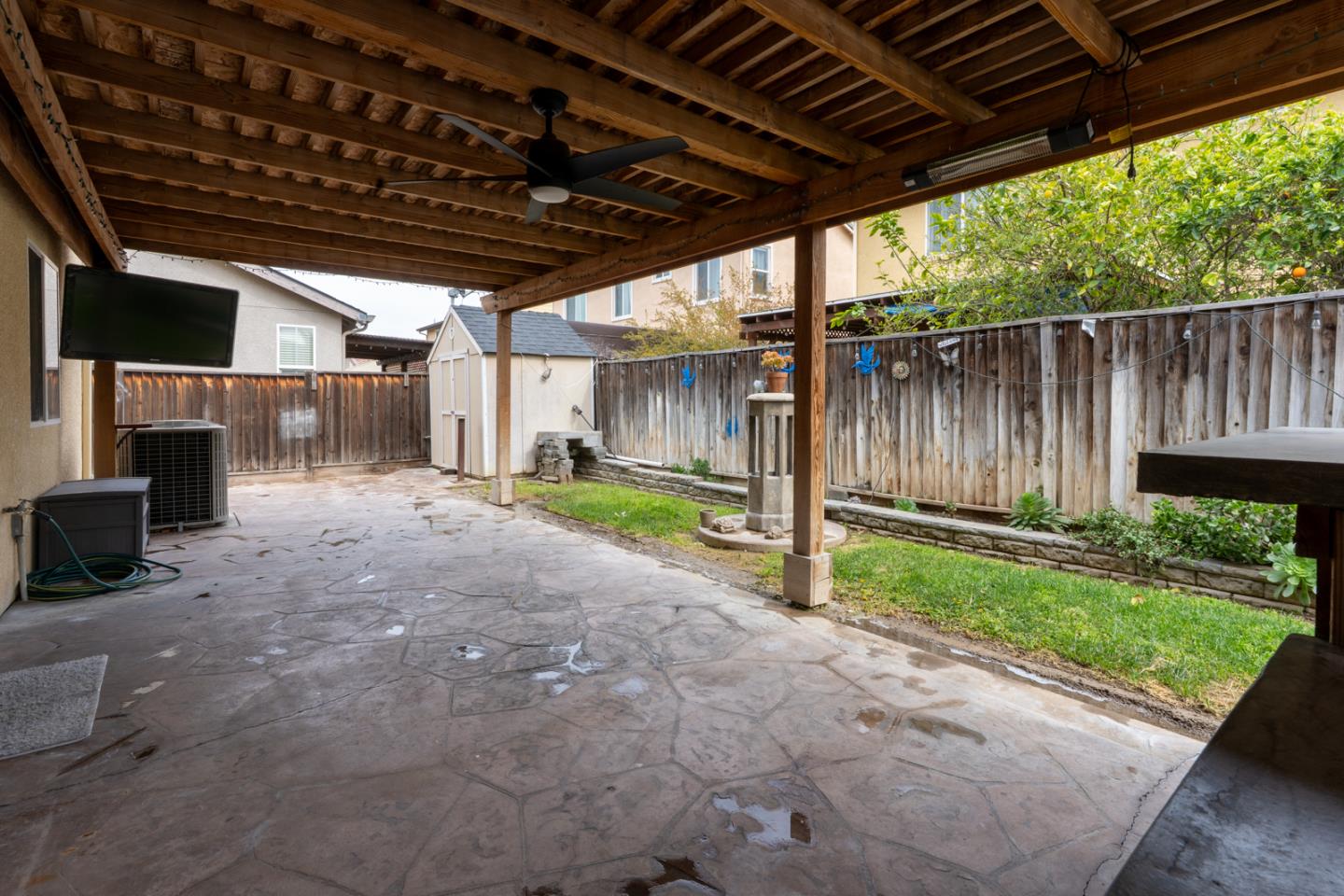 2357 N Rock Creek DR