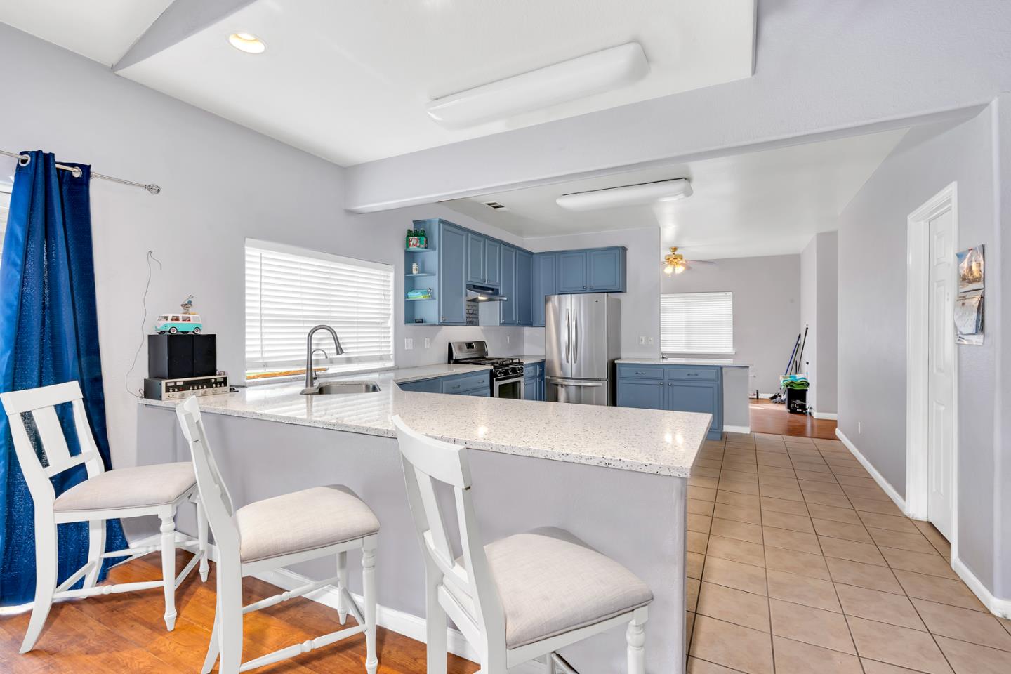 2231 Racquet Club DR