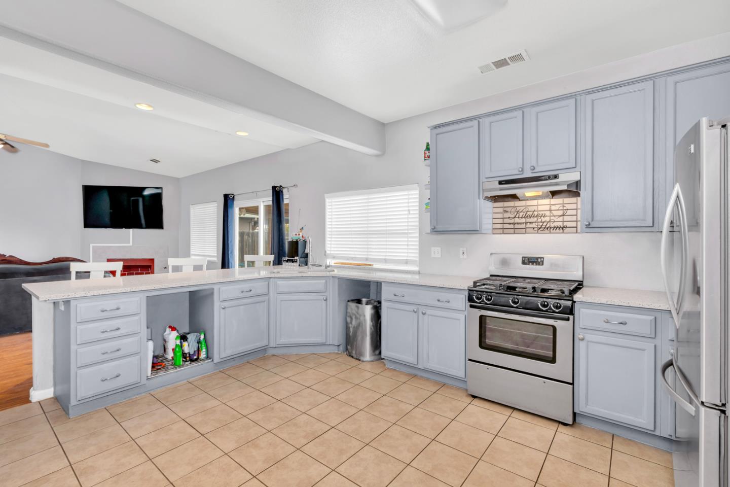 2231 Racquet Club DR