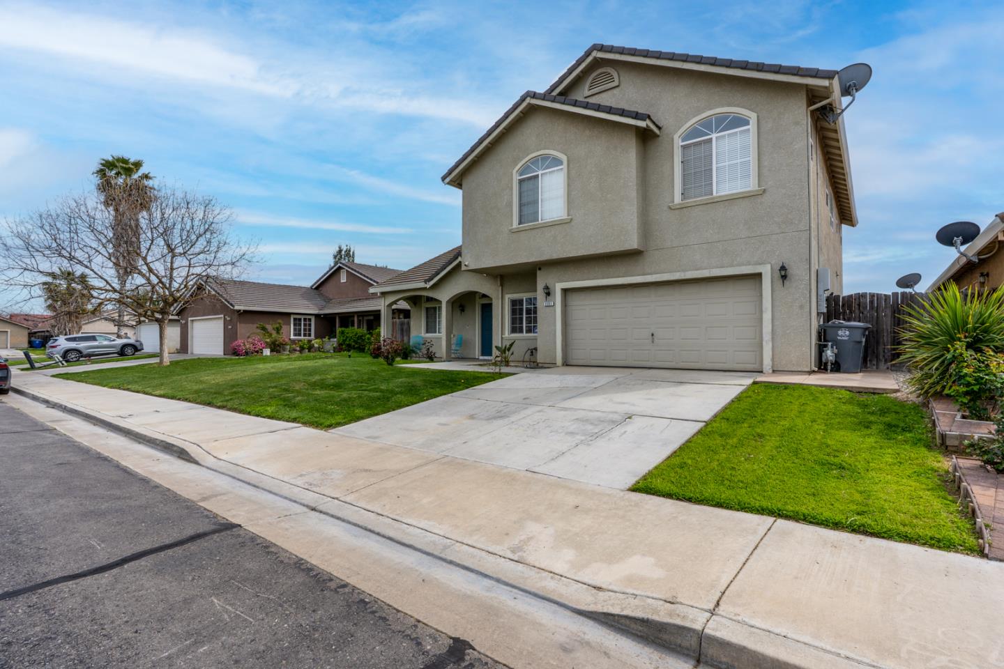 2231 Racquet Club DR