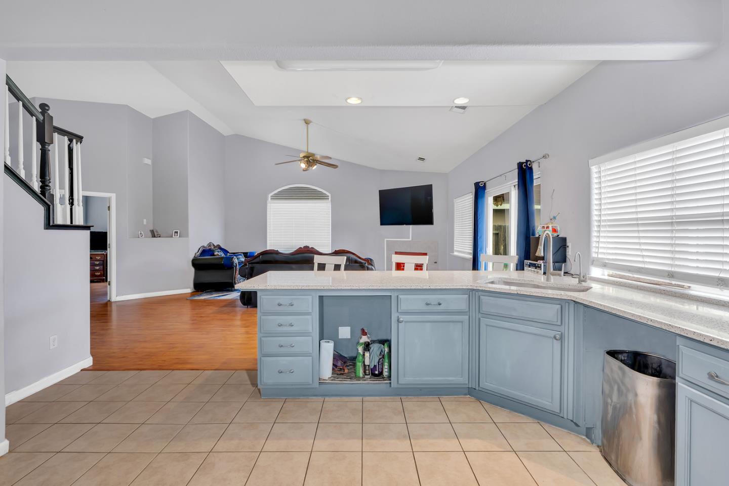 2231 Racquet Club DR