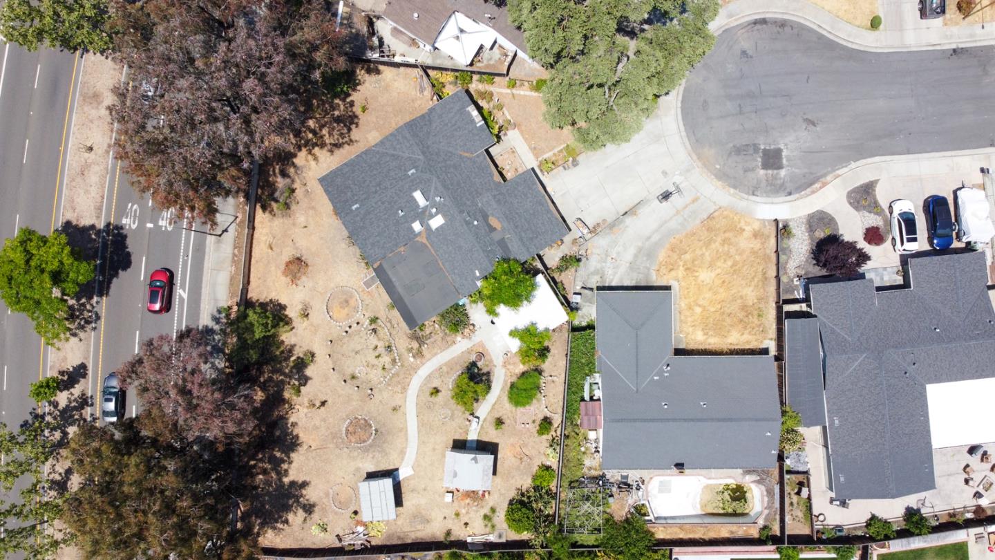 3890 Linton CT