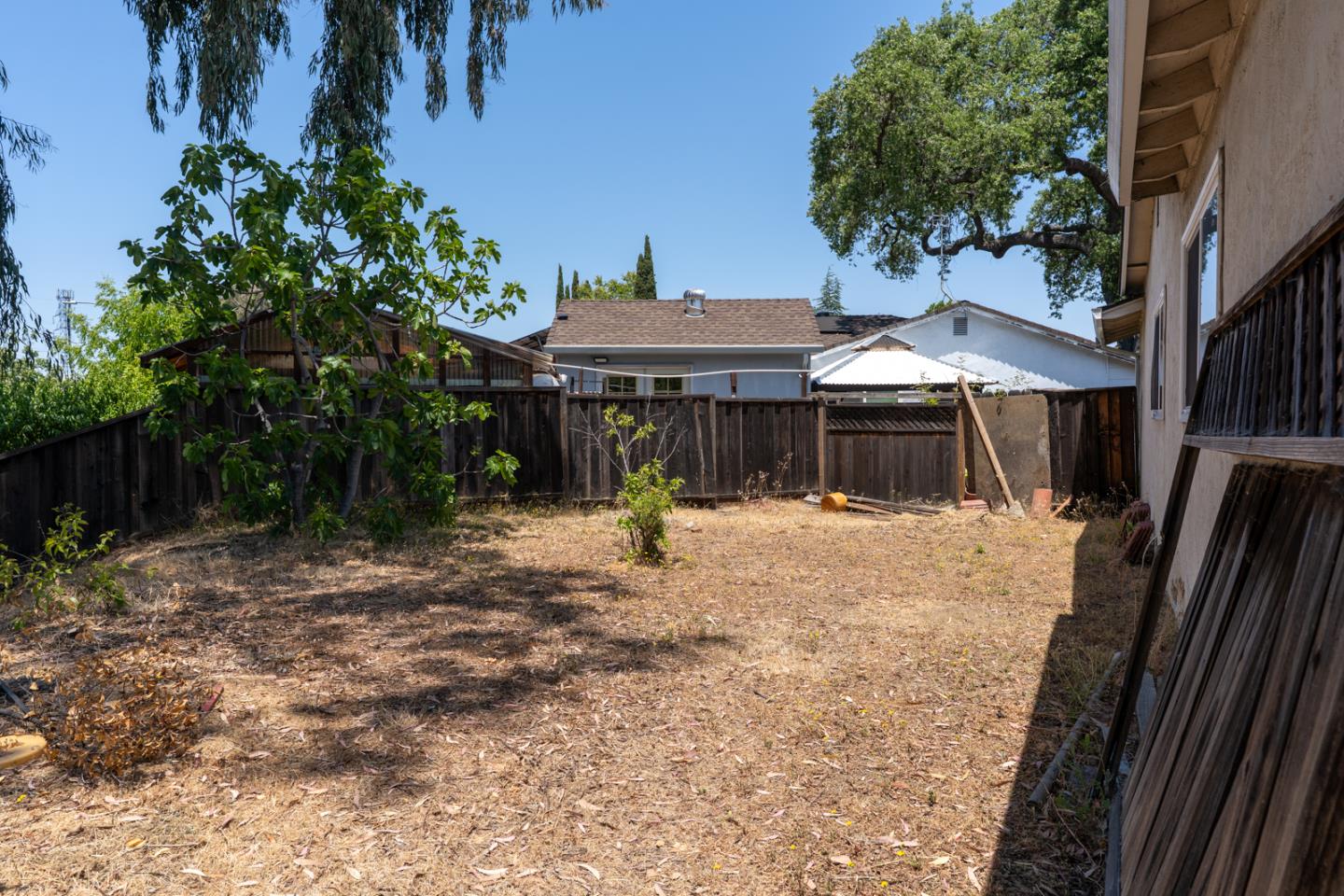 3890 Linton CT