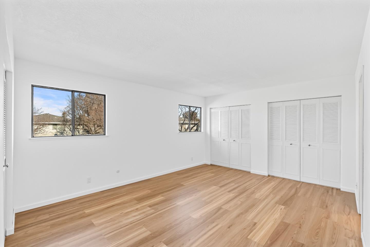 5577 Spinnaker Drive 4