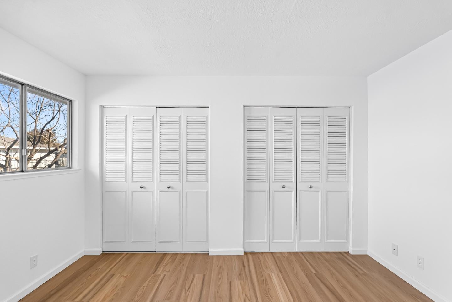 5577 Spinnaker Drive 4