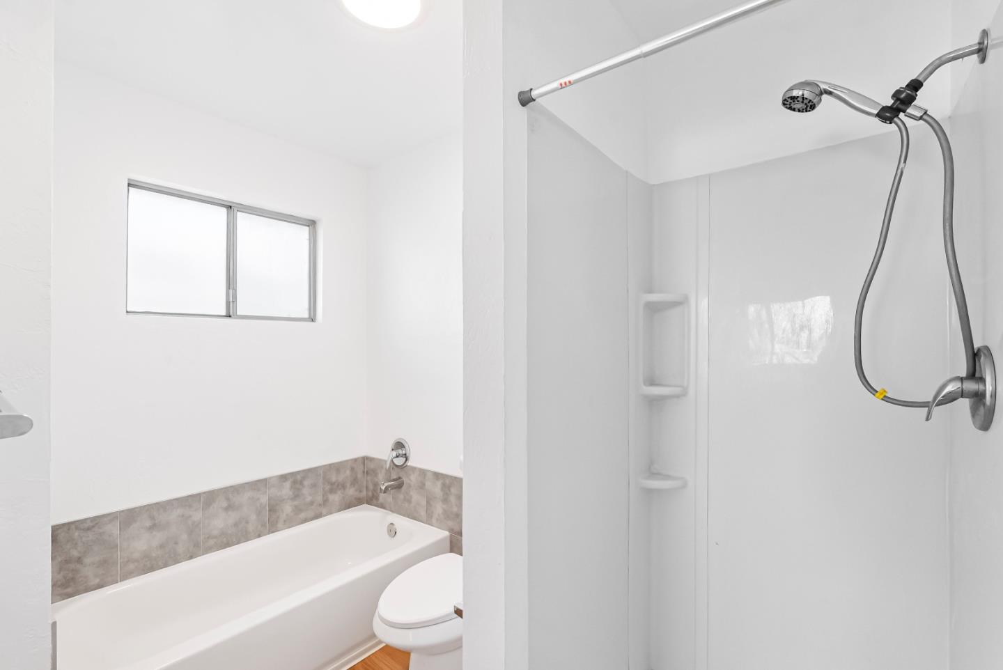 5577 Spinnaker Drive 4