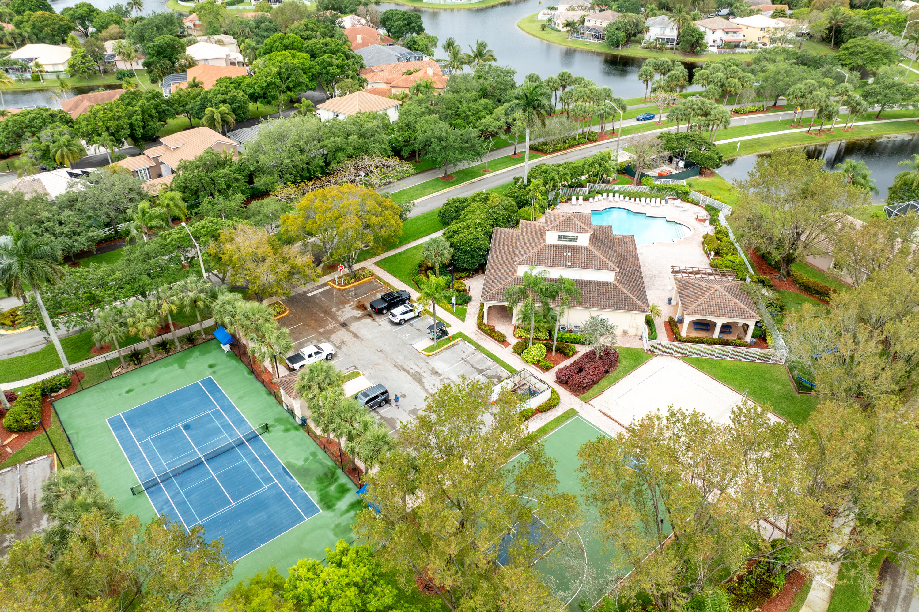 6513 Sandpiper Drive