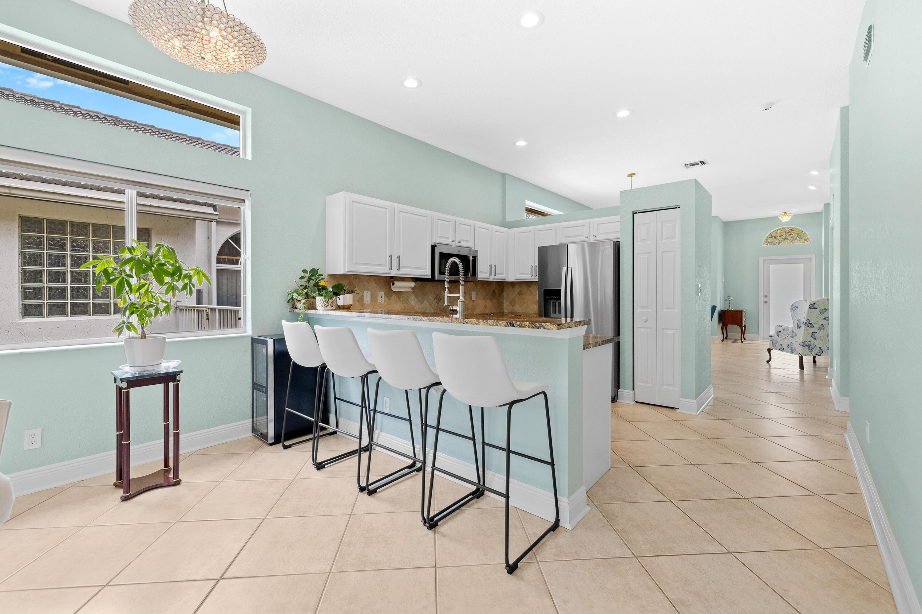 6513 Sandpiper Drive