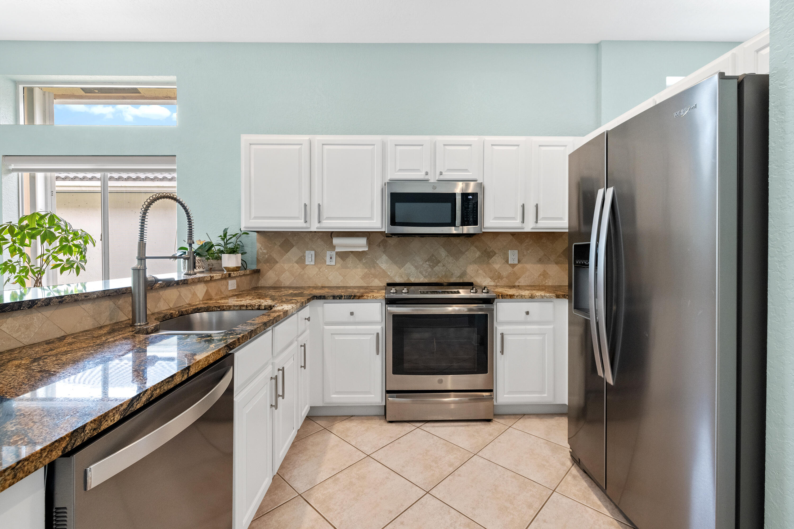 6513 Sandpiper Drive