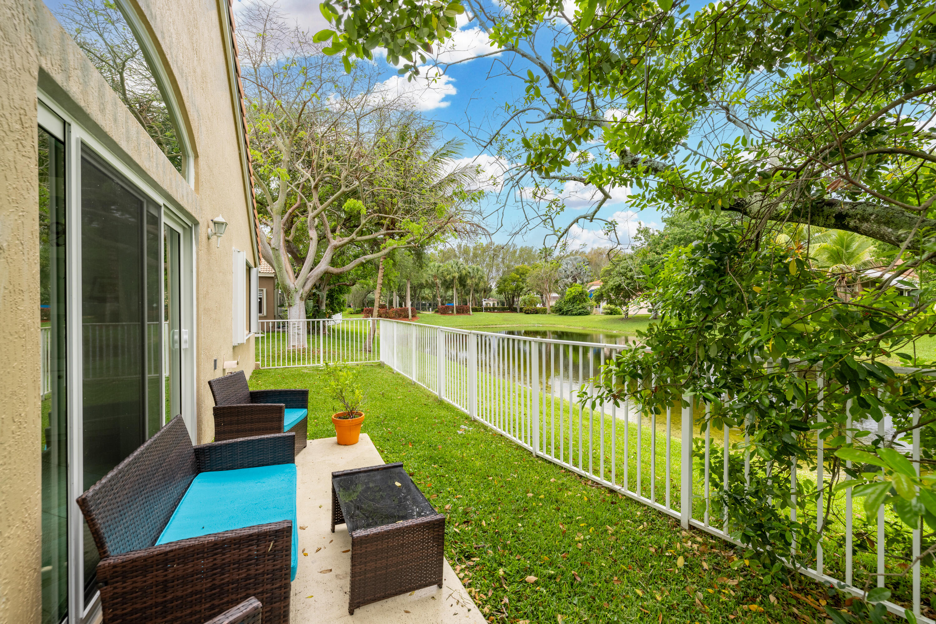 6513 Sandpiper Drive