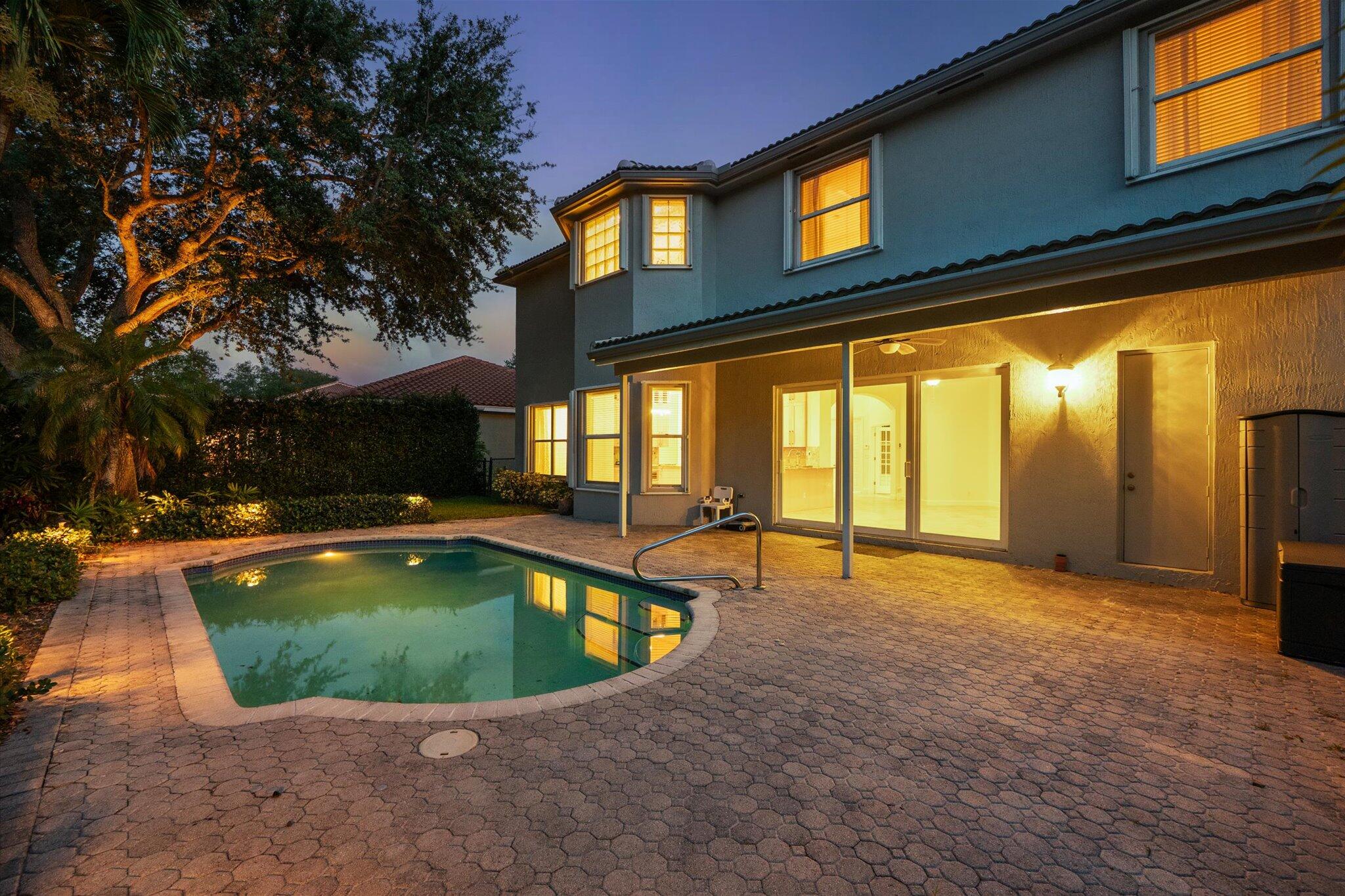 11525 NW 49th Court