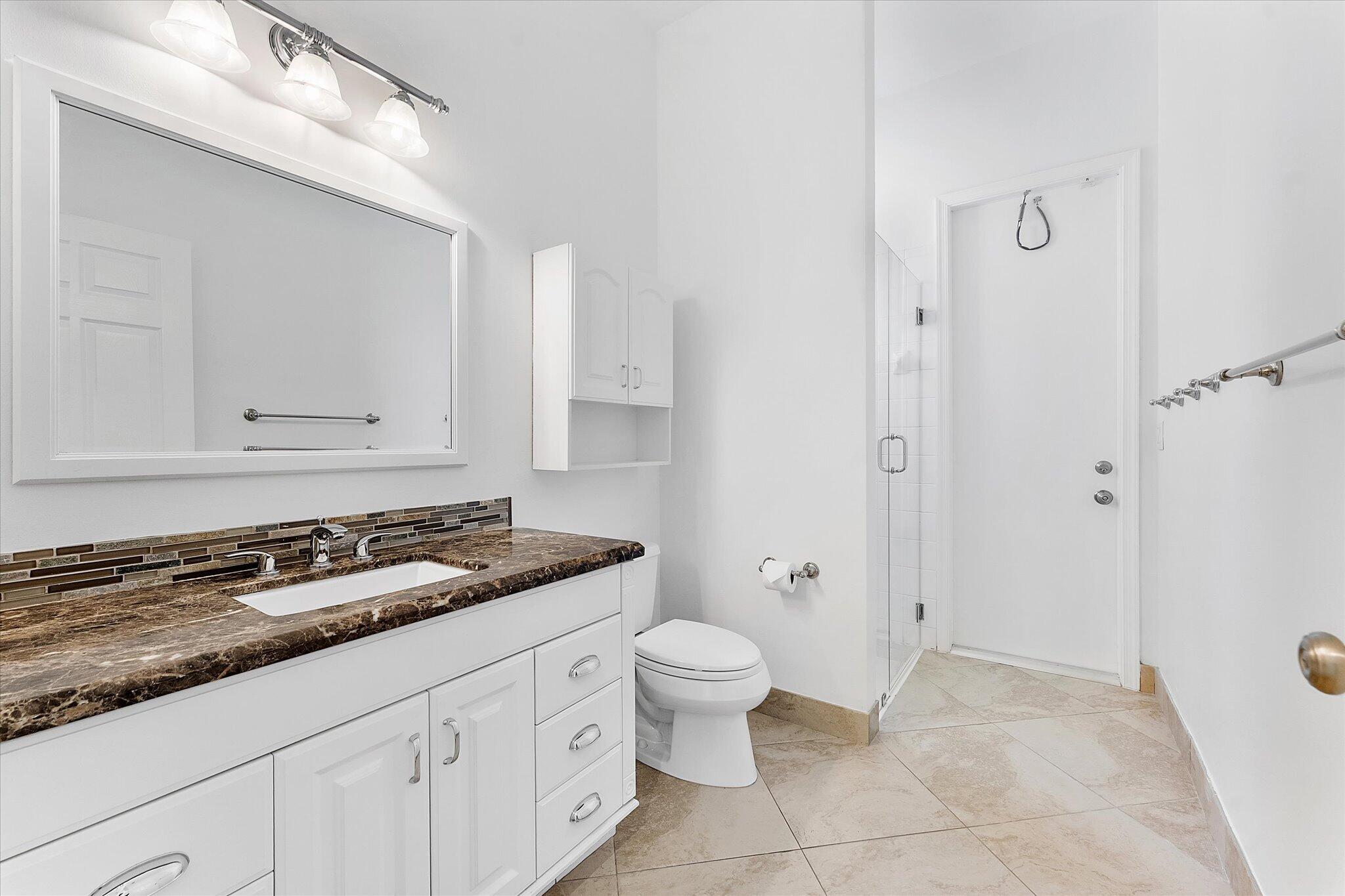 11525 NW 49th Court