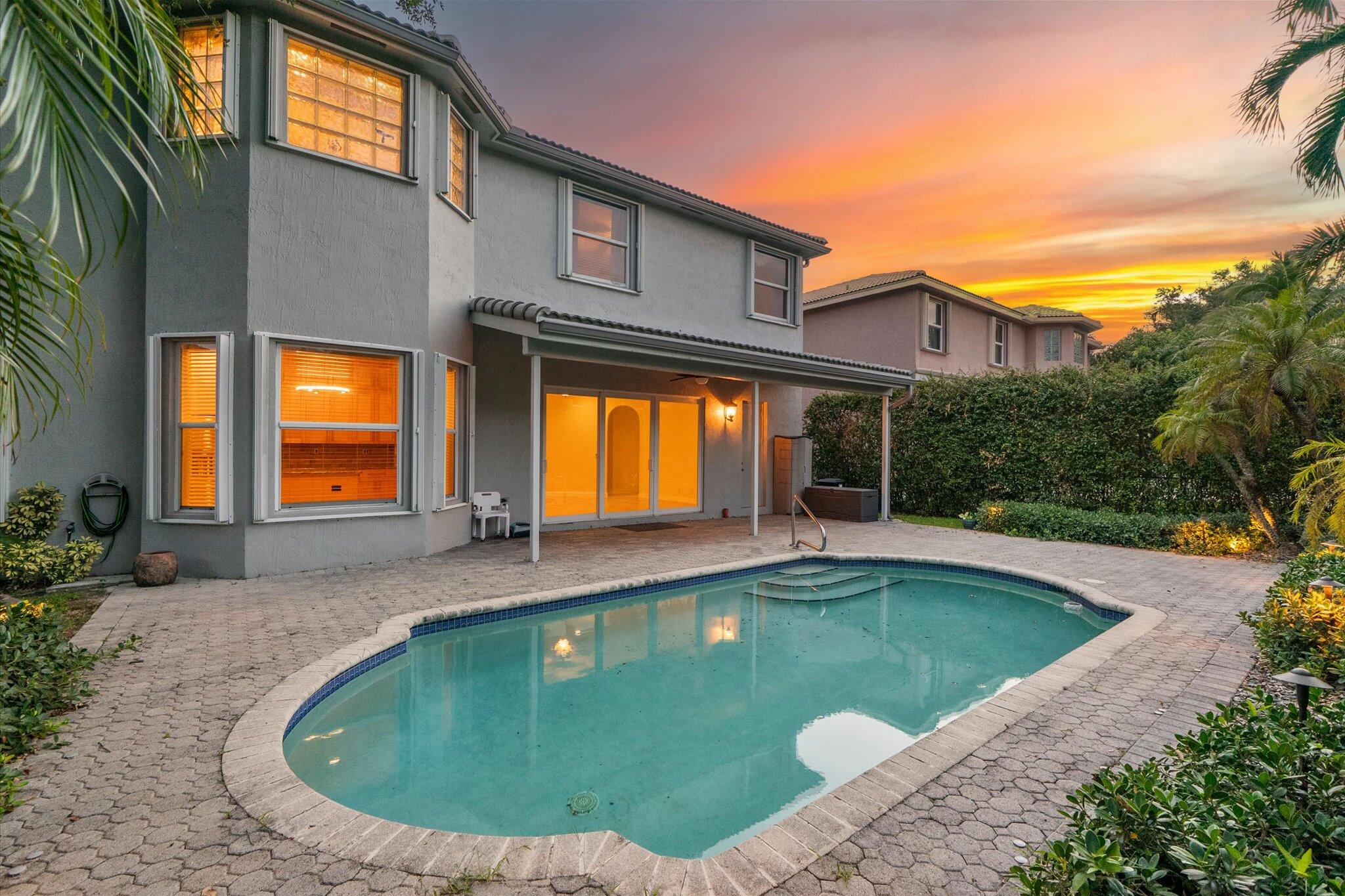 11525 NW 49th Court