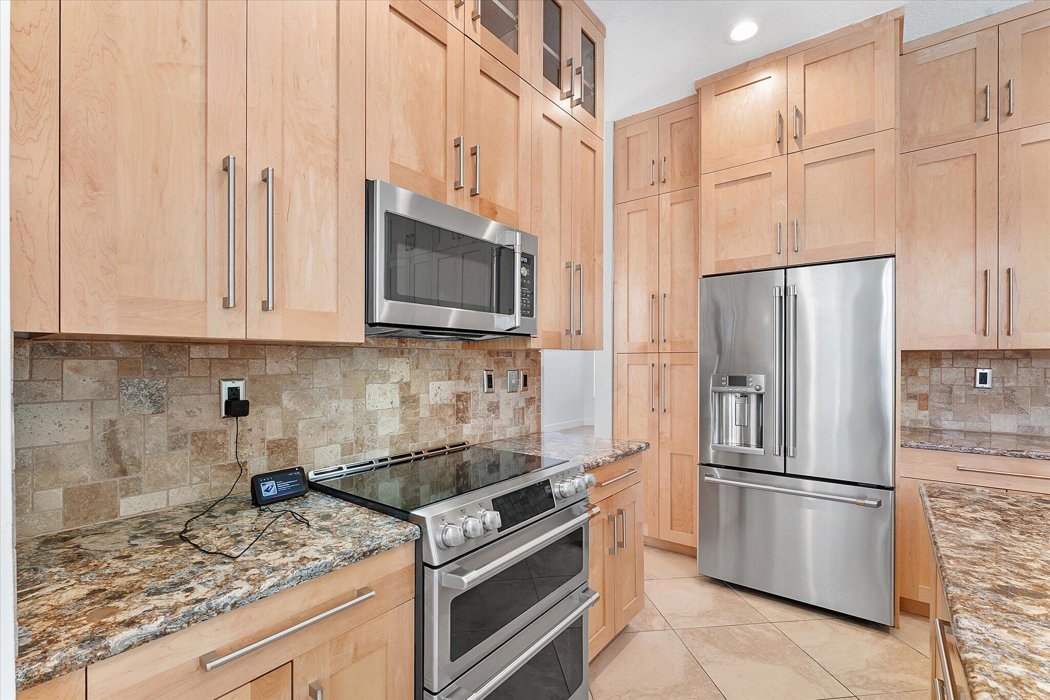 11525 NW 49th Court