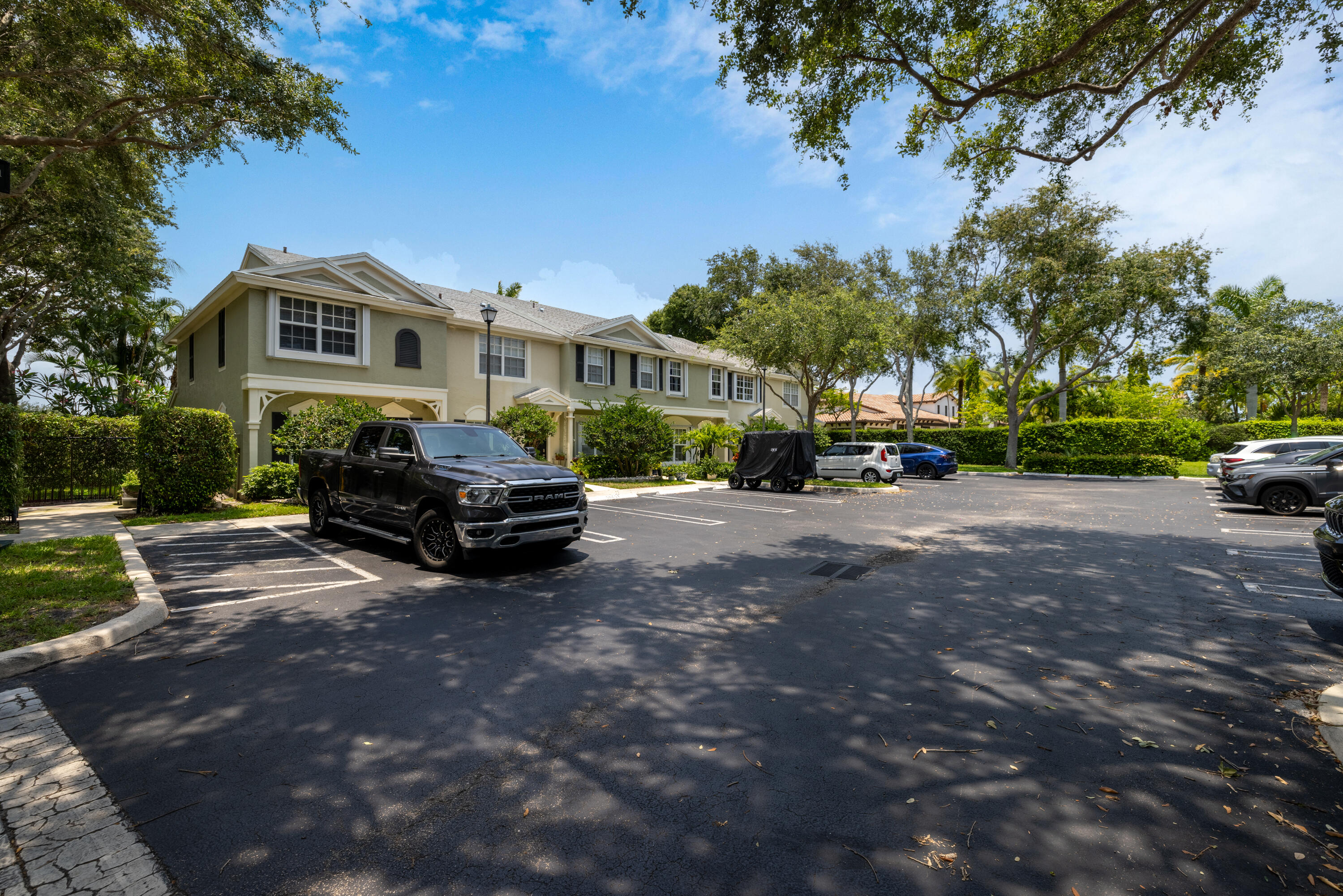 809 Kokomo Key Lane