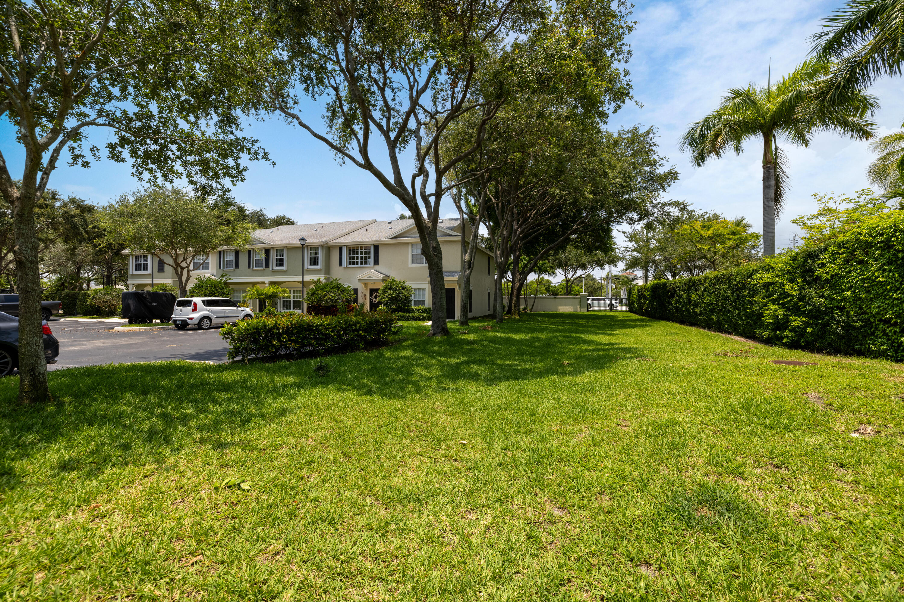 809 Kokomo Key Lane