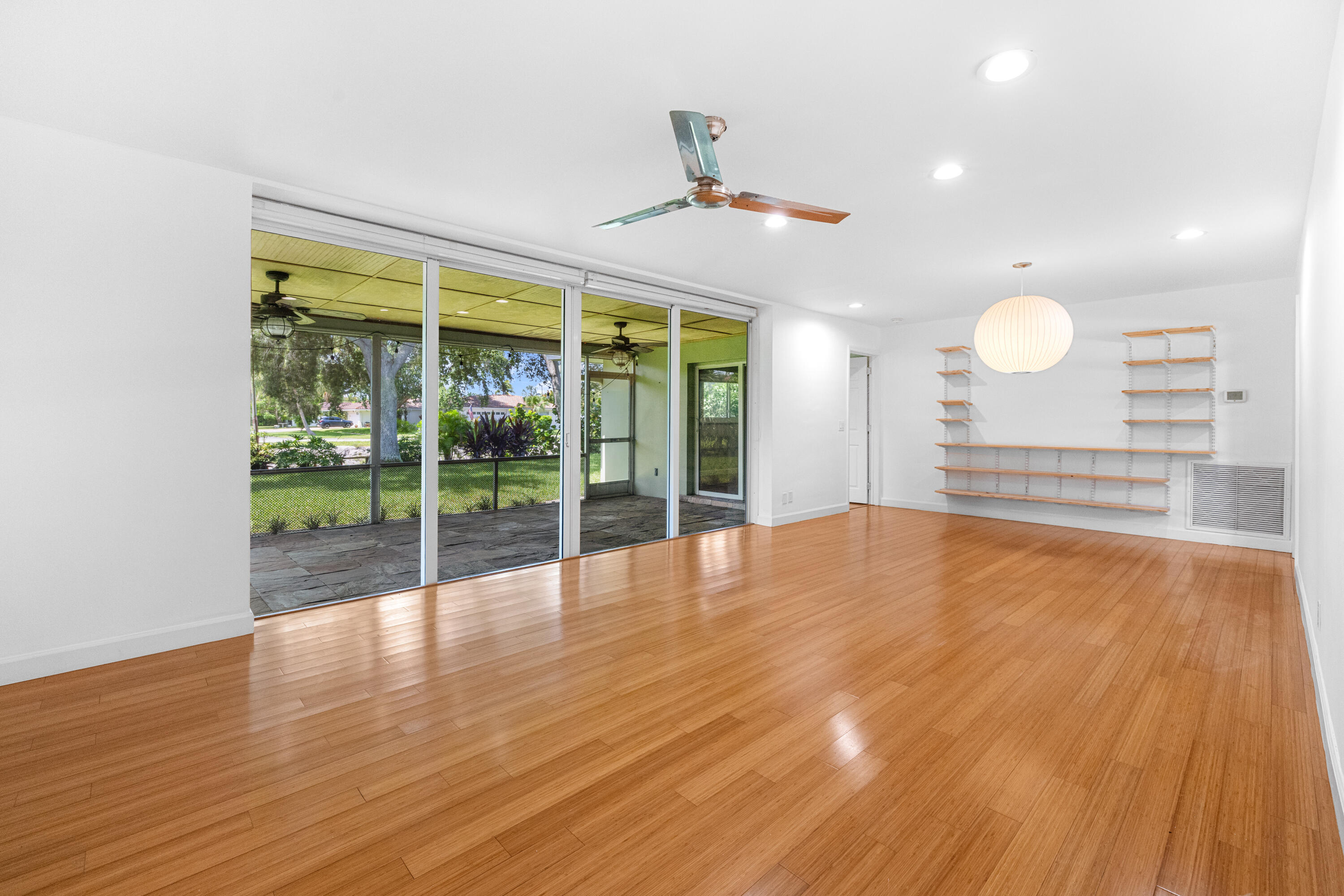 1002 SW 1st Street