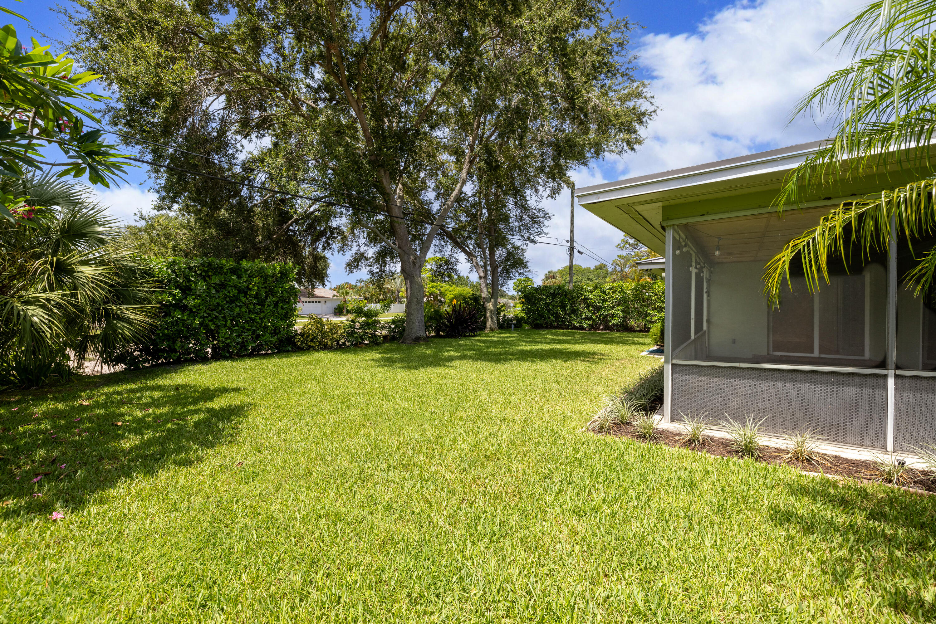 1002 SW 1st Street
