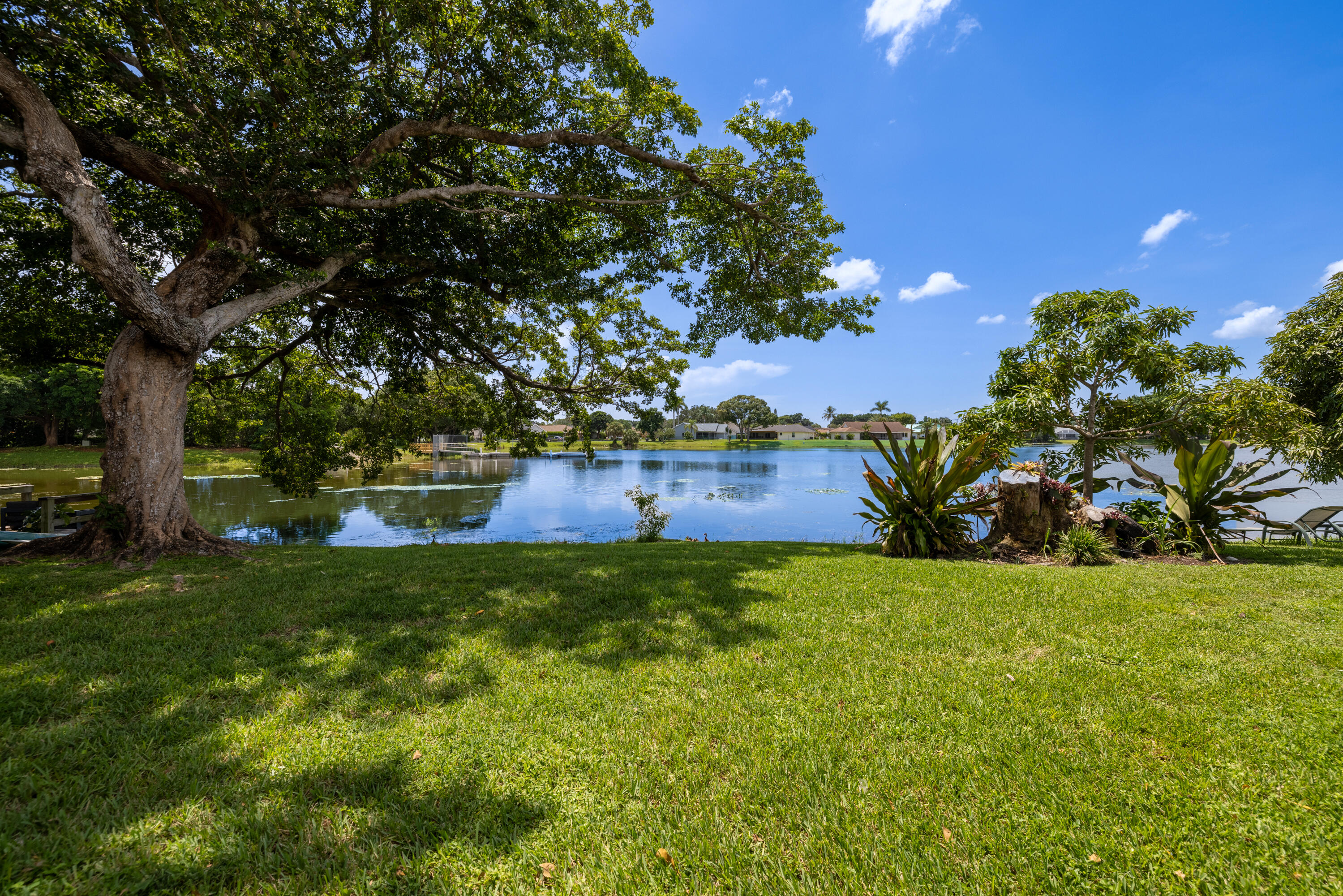 8409 Bonita Isle Drive