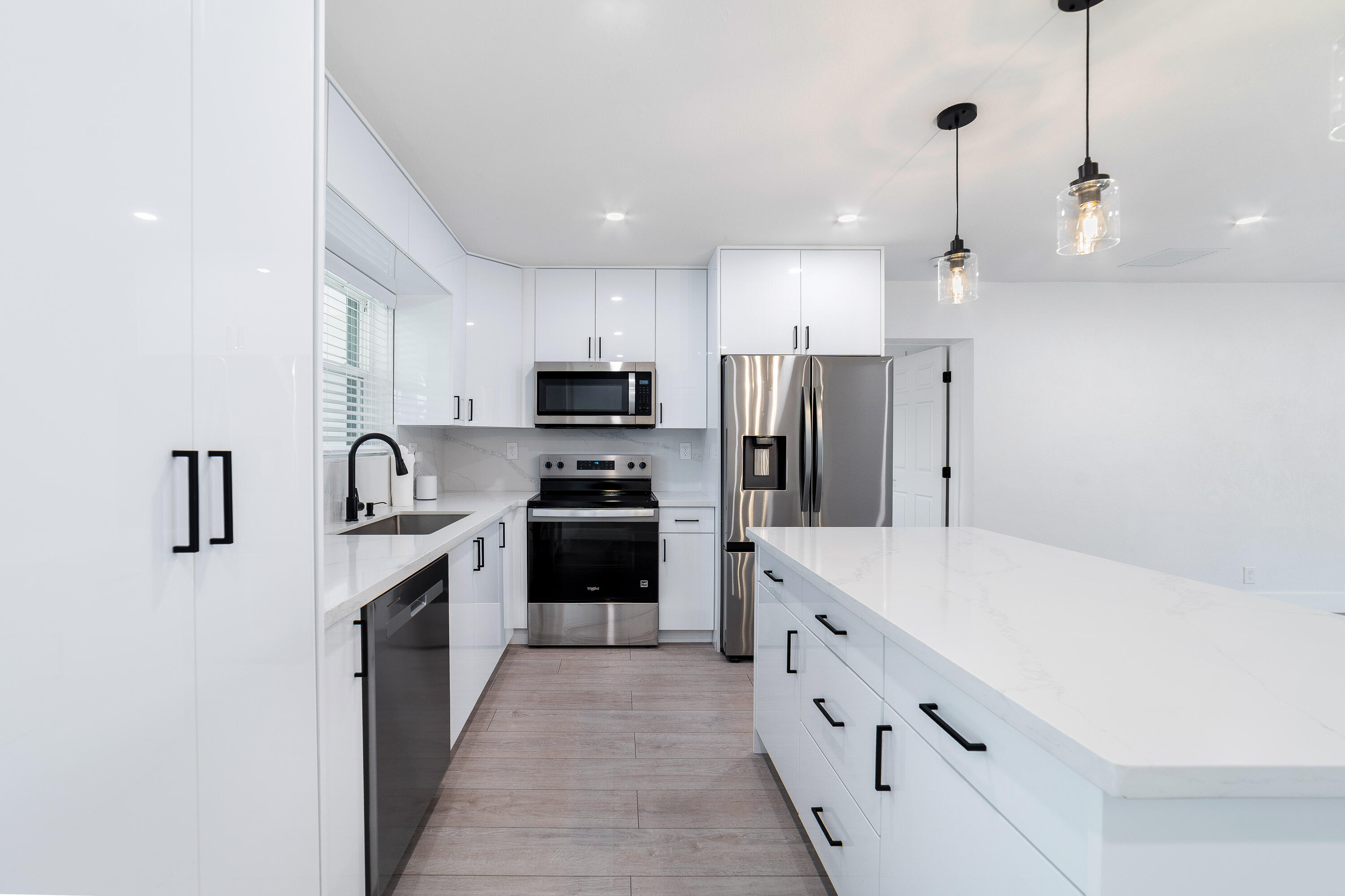 6335 Southgate Boulevard