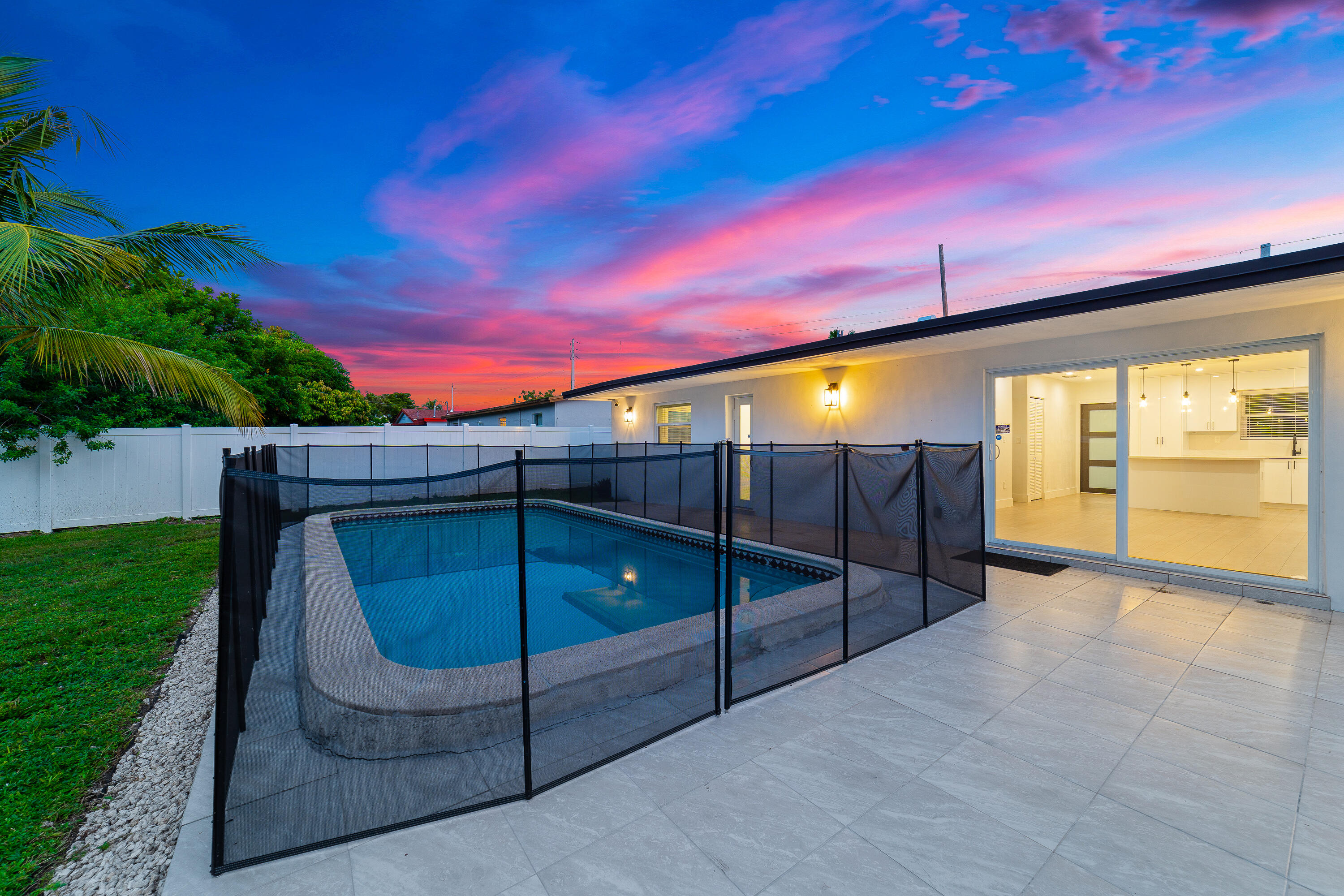 6335 Southgate Boulevard