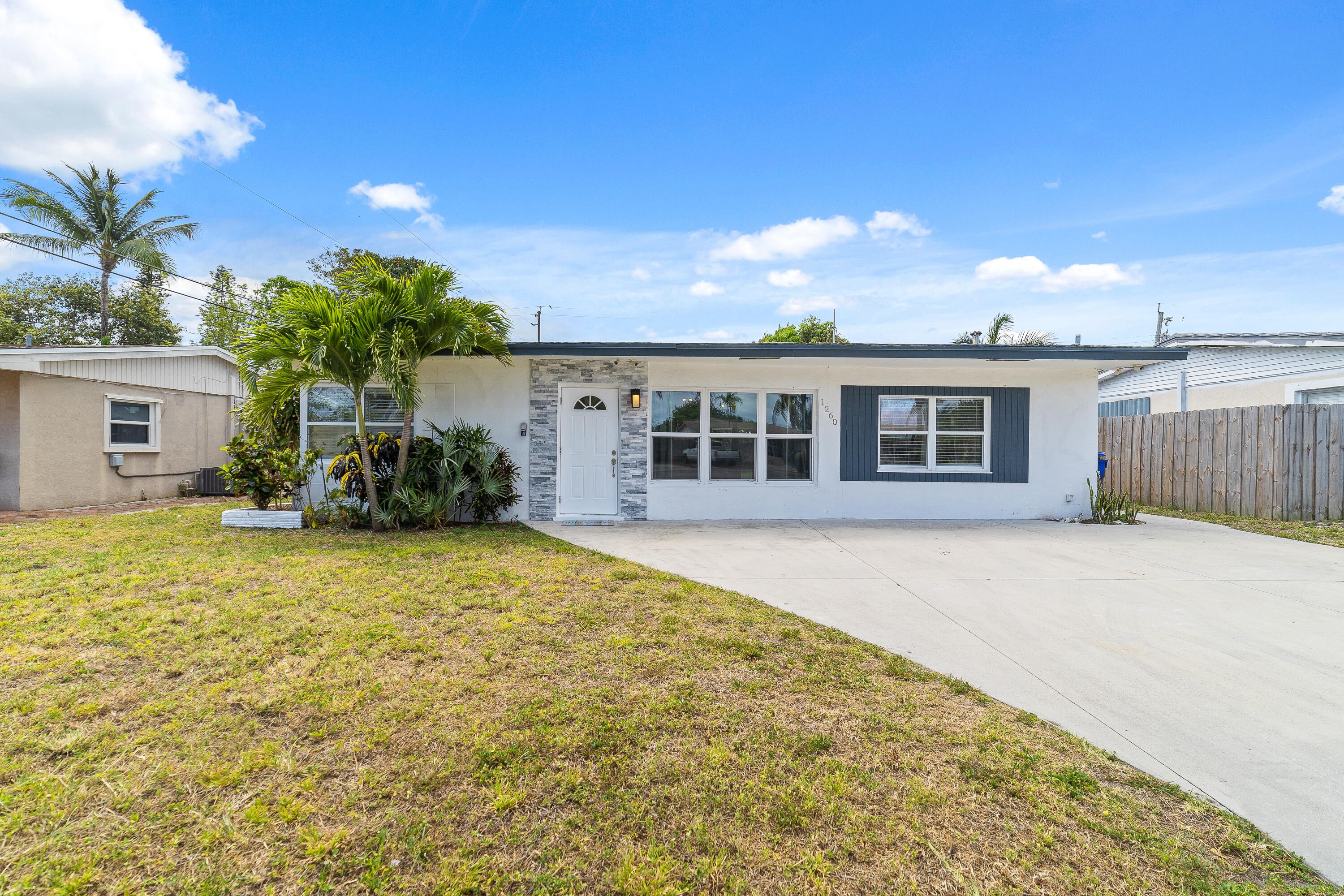 1260 NE 42 Court