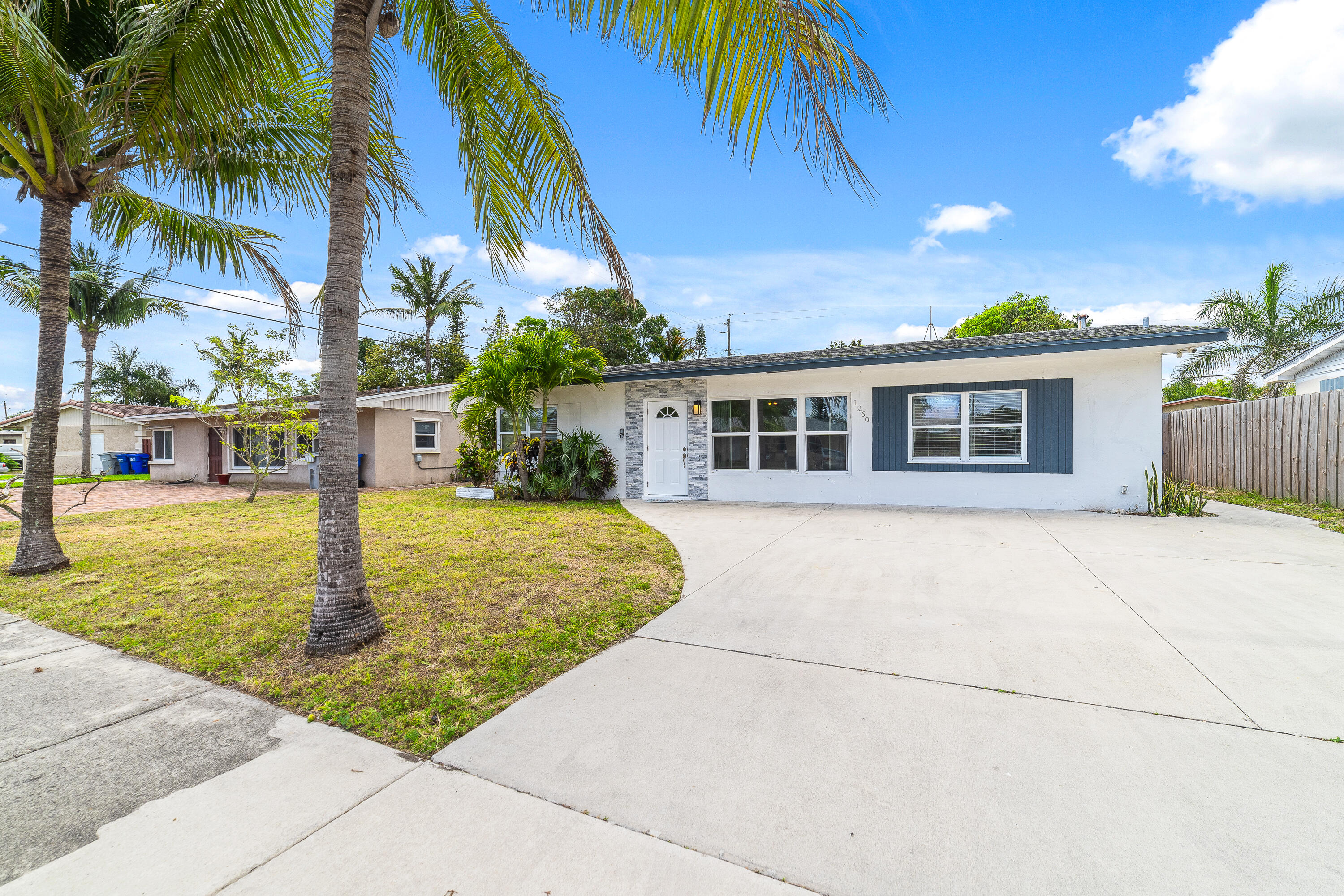 1260 NE 42 Court