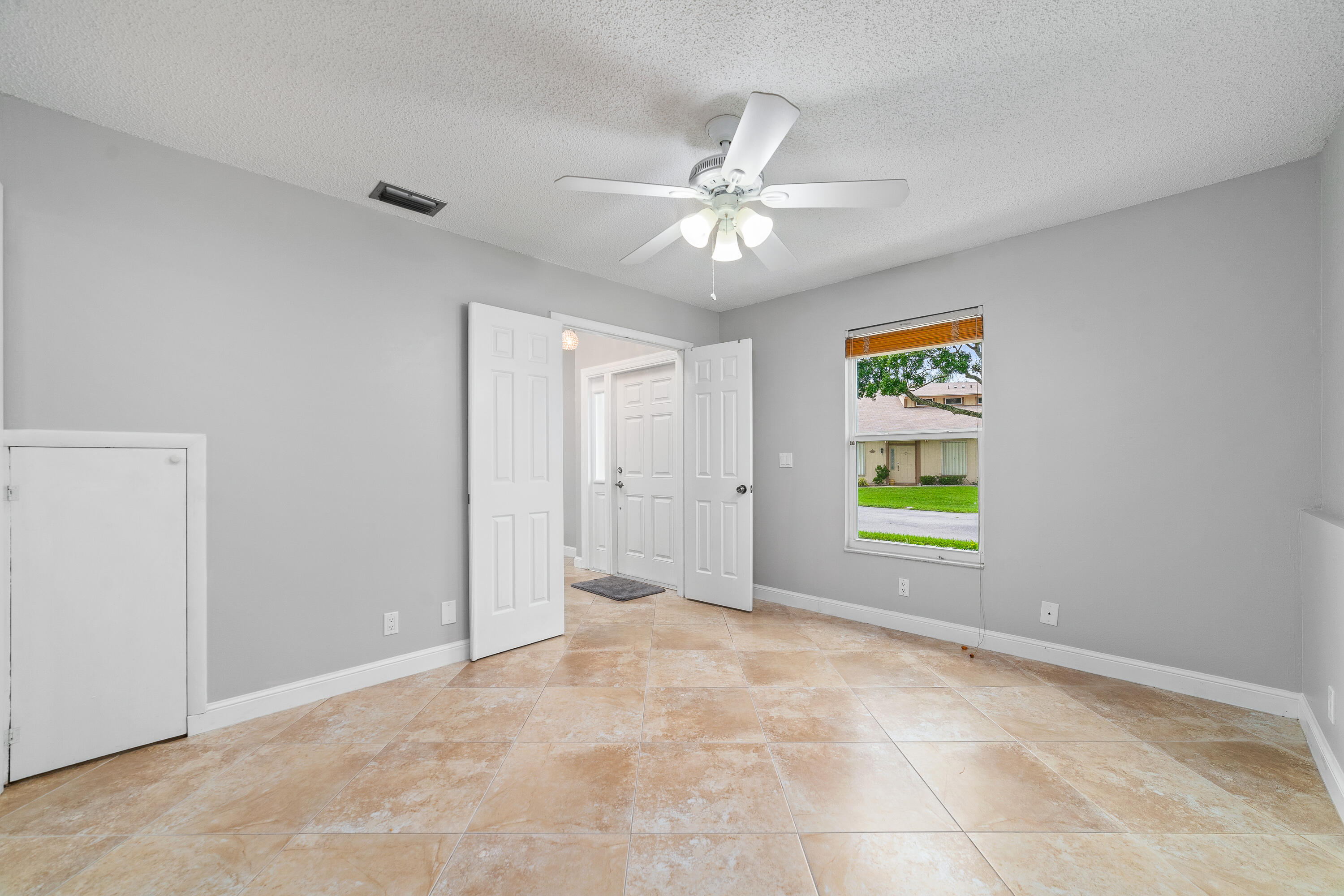 333 Maplecrest Circle