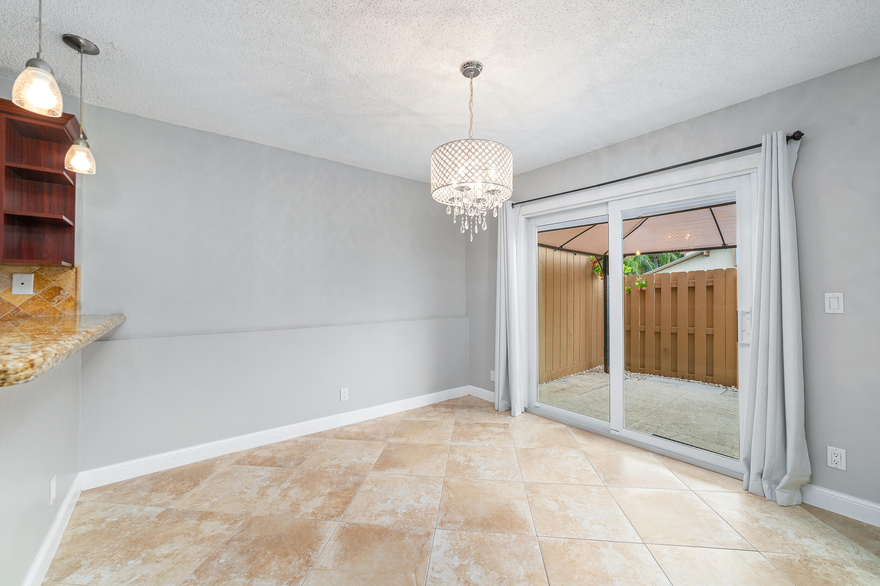 333 Maplecrest Circle