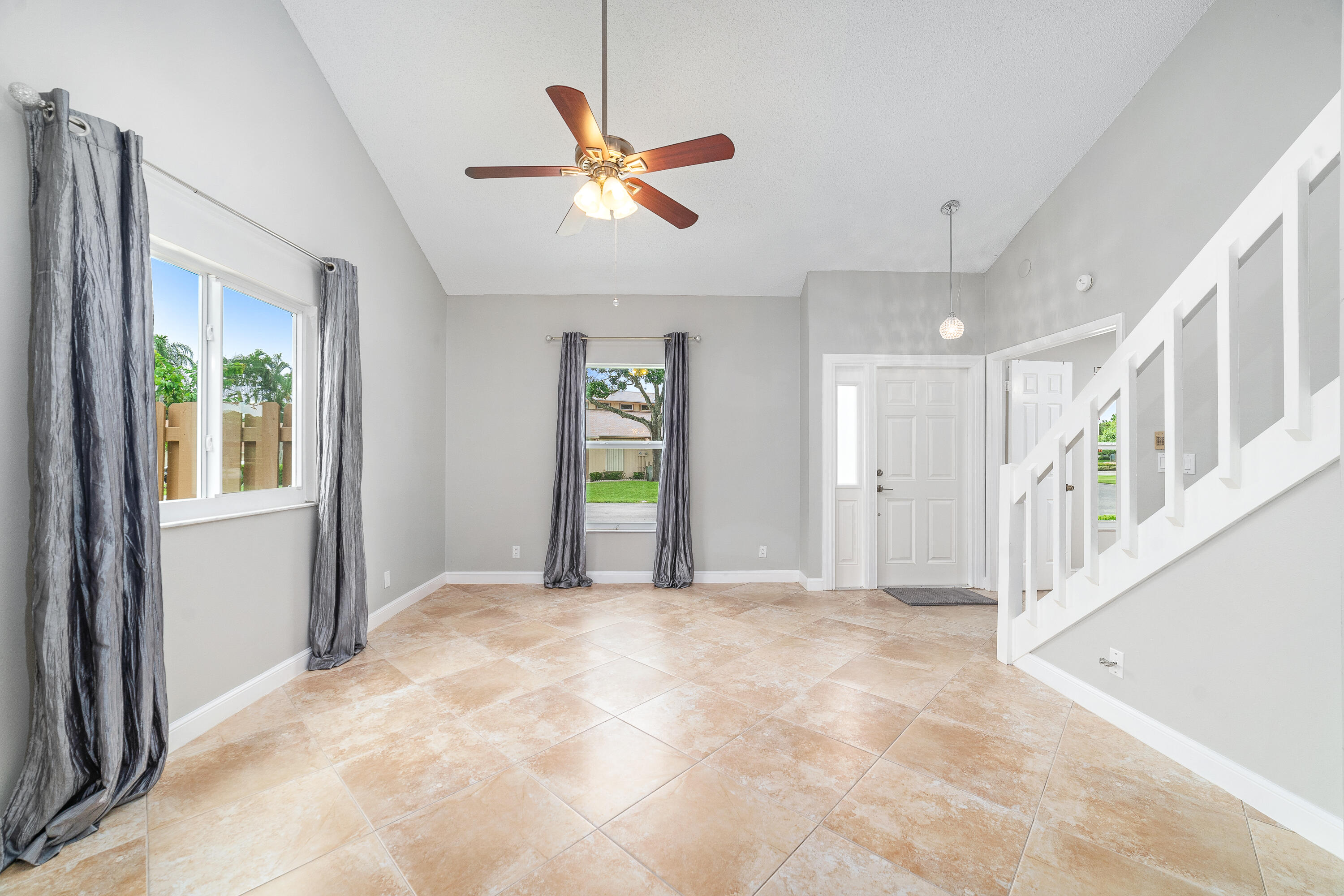 333 Maplecrest Circle
