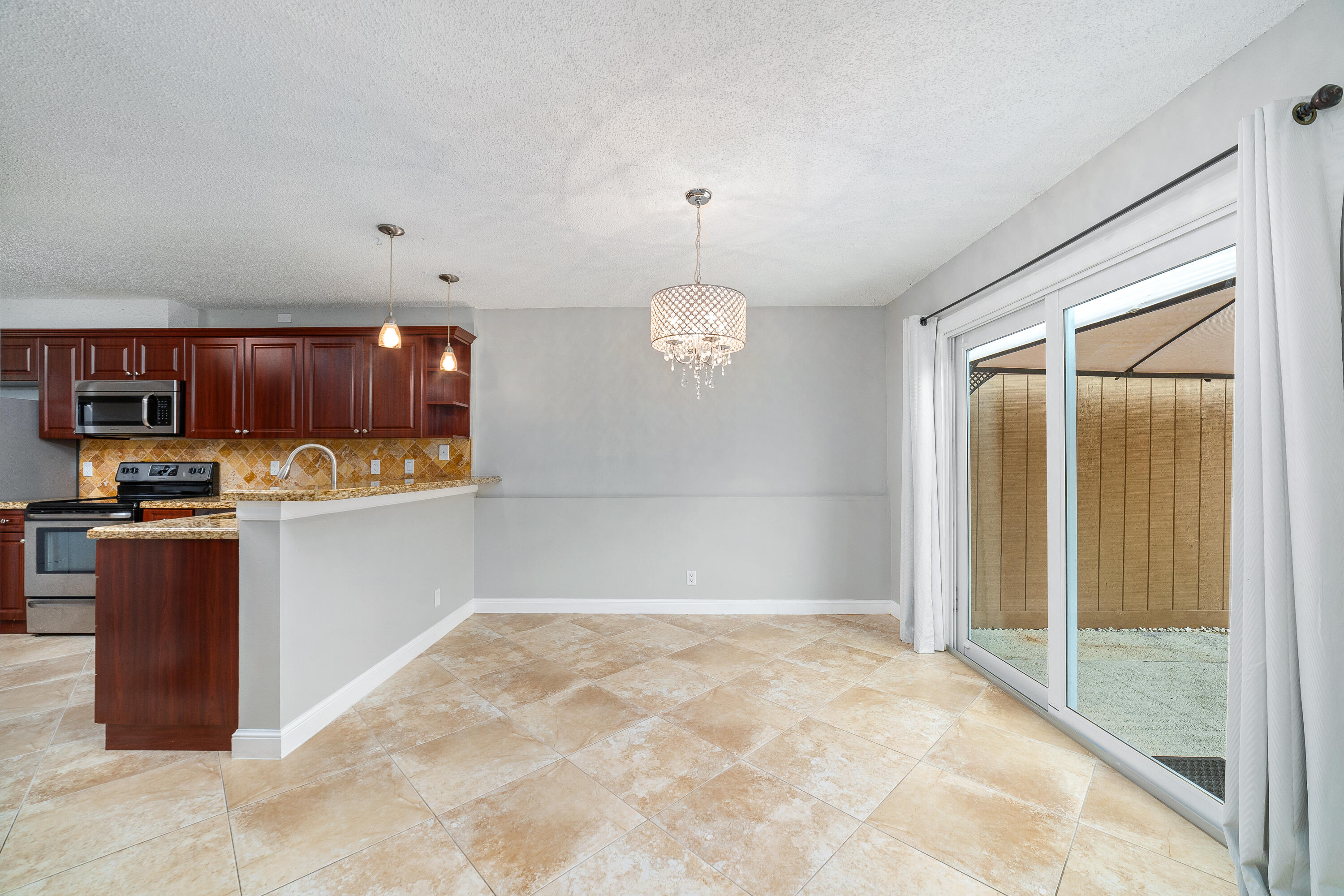 333 Maplecrest Circle