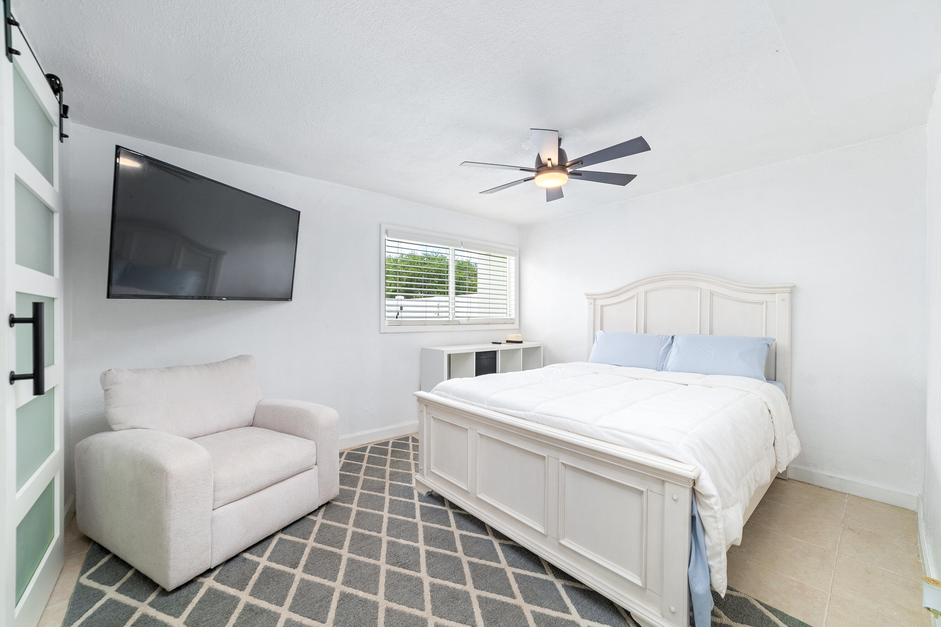 789 Hibiscus Drive