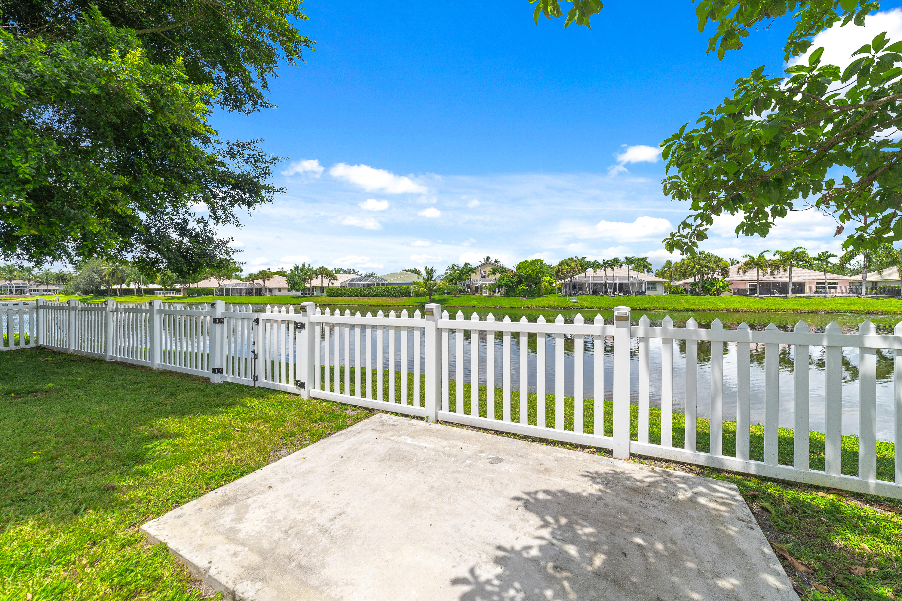 789 Hibiscus Drive